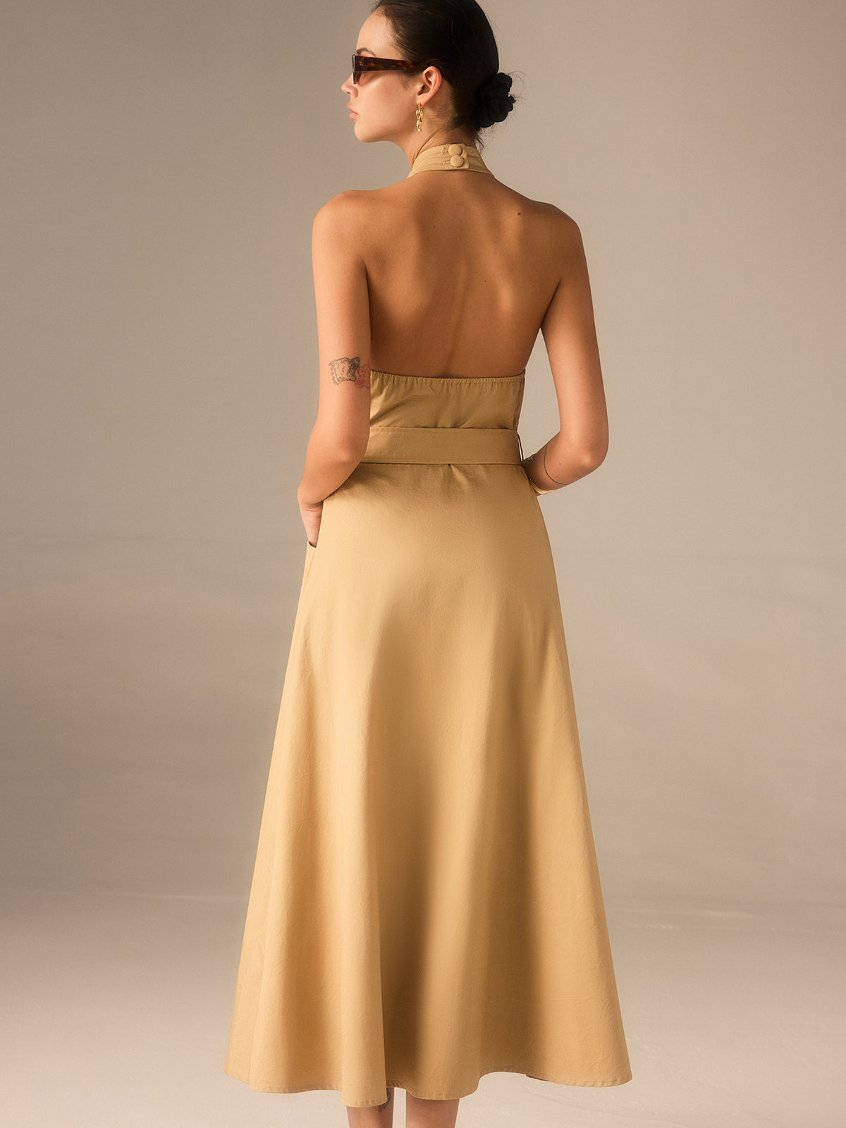 Cotton Pleated Halter Neck Belted Midi Dress-Chicvia