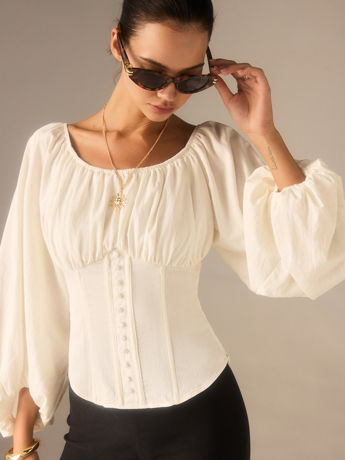 Off-Shoulder Lantern-Sleeve Top with Bow Back-Chicvia