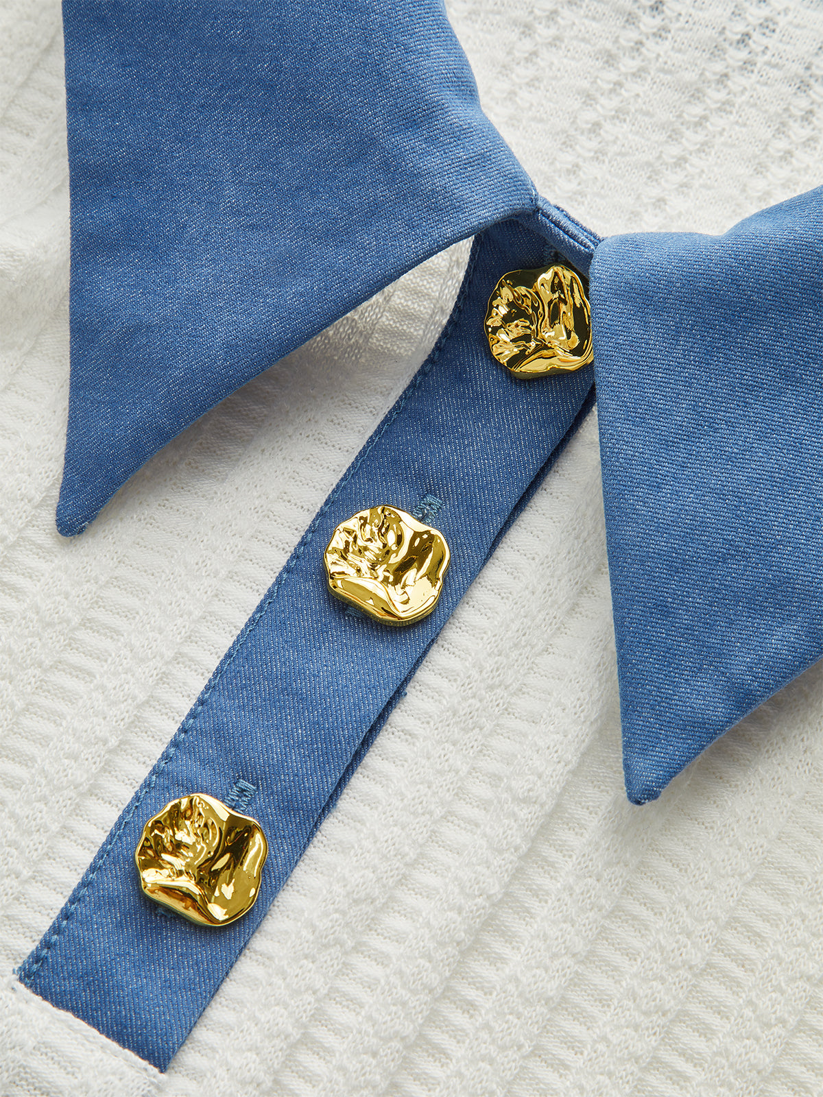 Denim-Collar Knit Polo Top with Metal Button-Chicvia