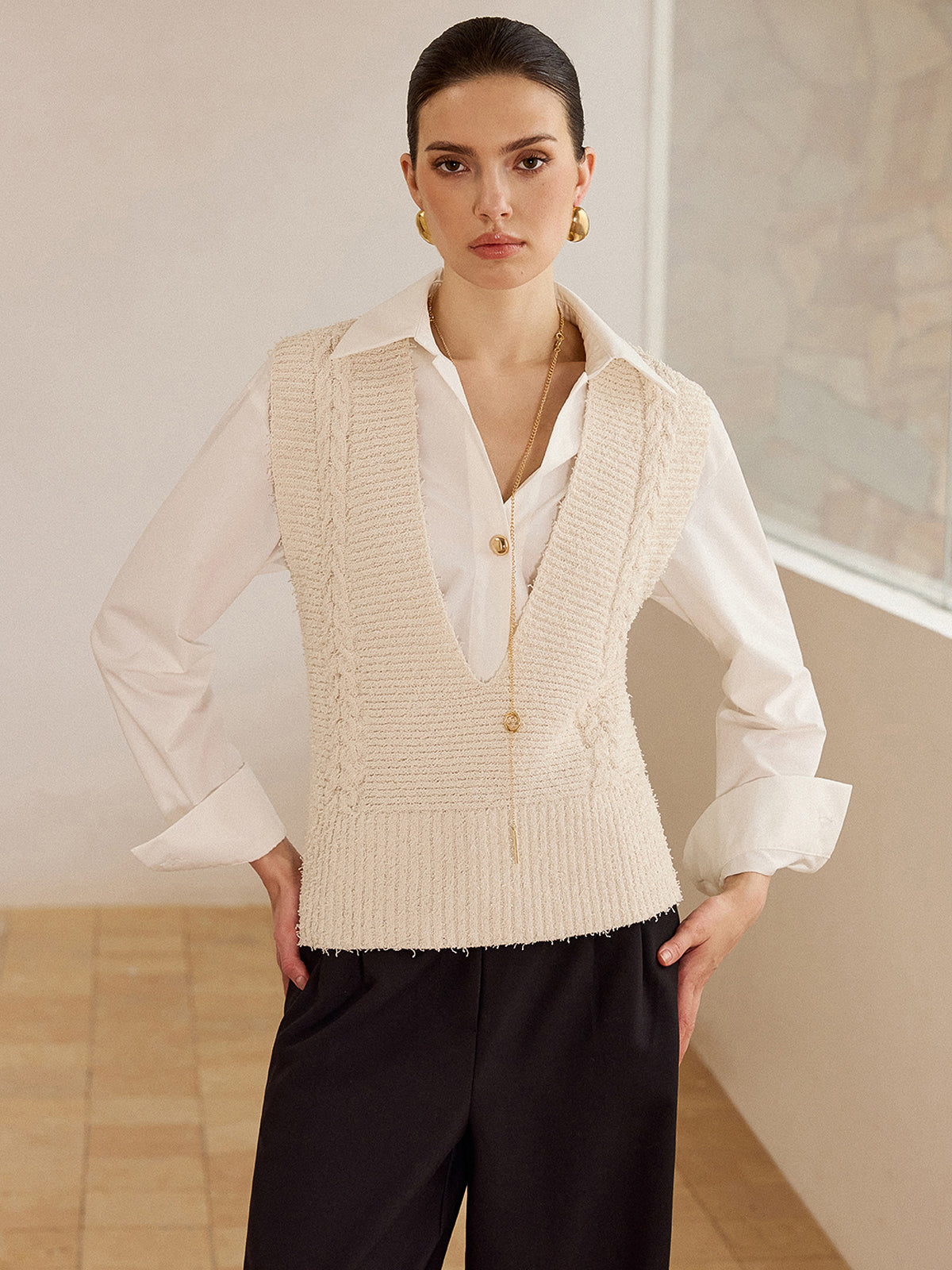 Cable Knit V-Neck Vest-Chicvia