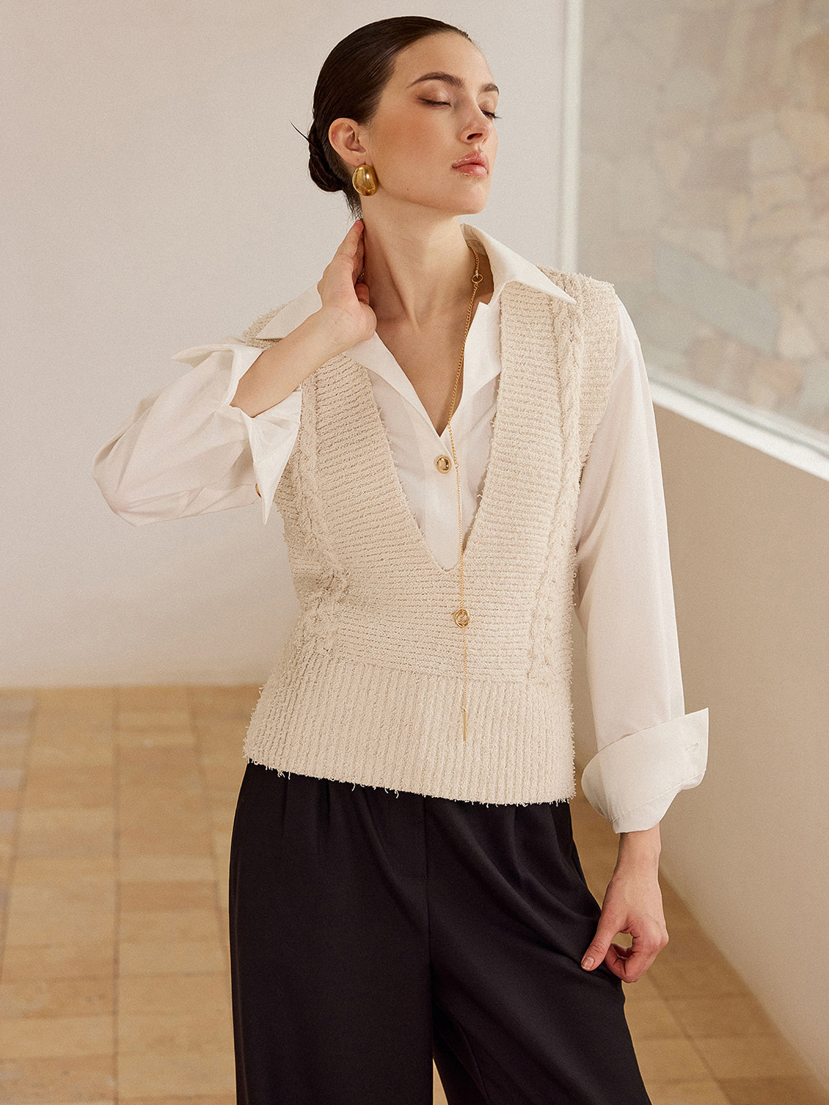 Cable Knit V-Neck Vest-Chicvia