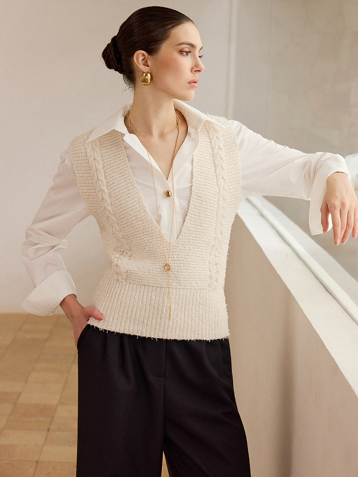 Cable Knit V-Neck Vest-Chicvia