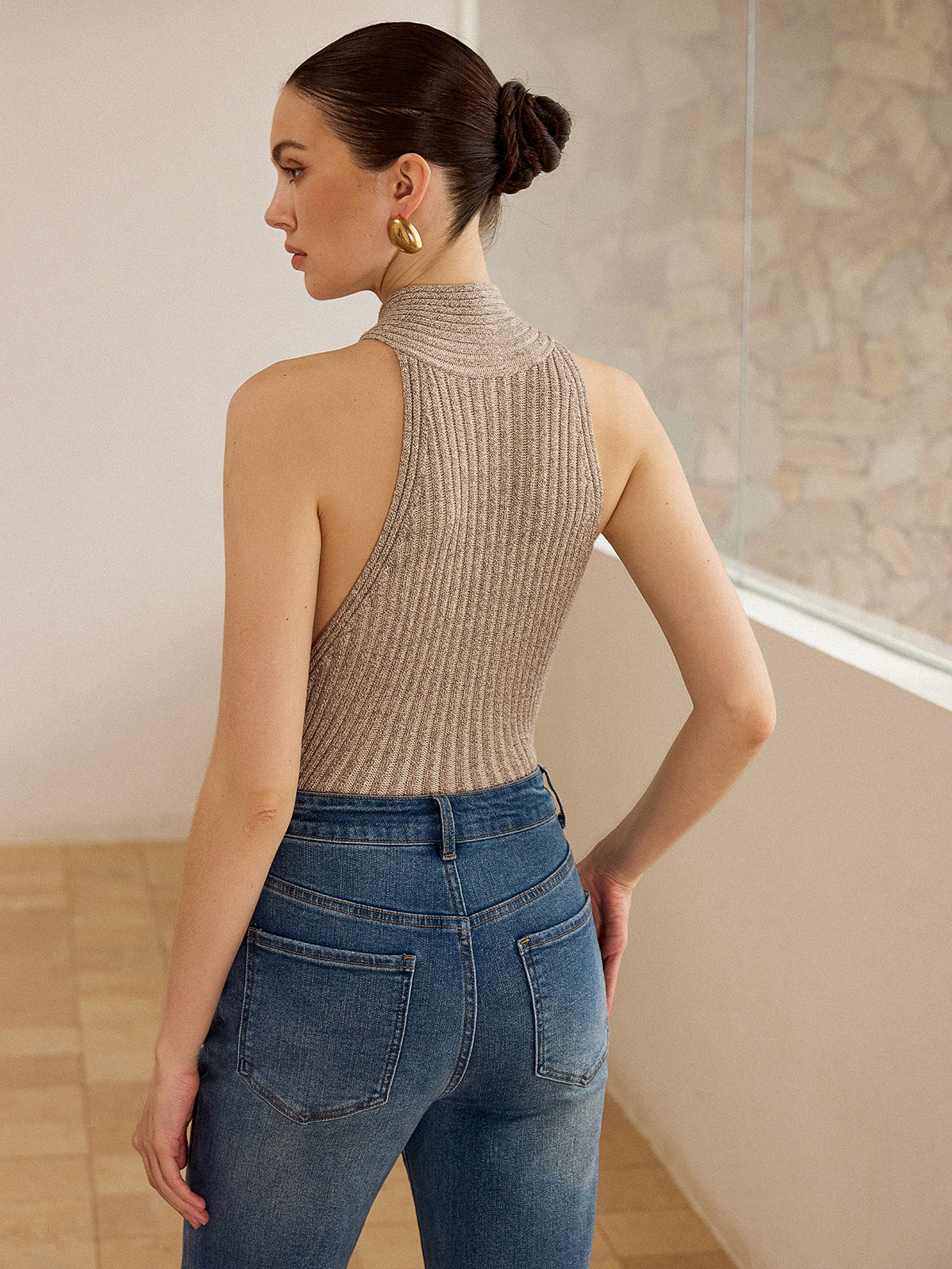 Cross-Strap Halter Neck Knit Top-Chicvia