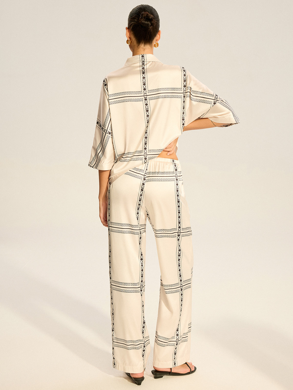 Geometric Printed Satin Pants Set-Chicvia