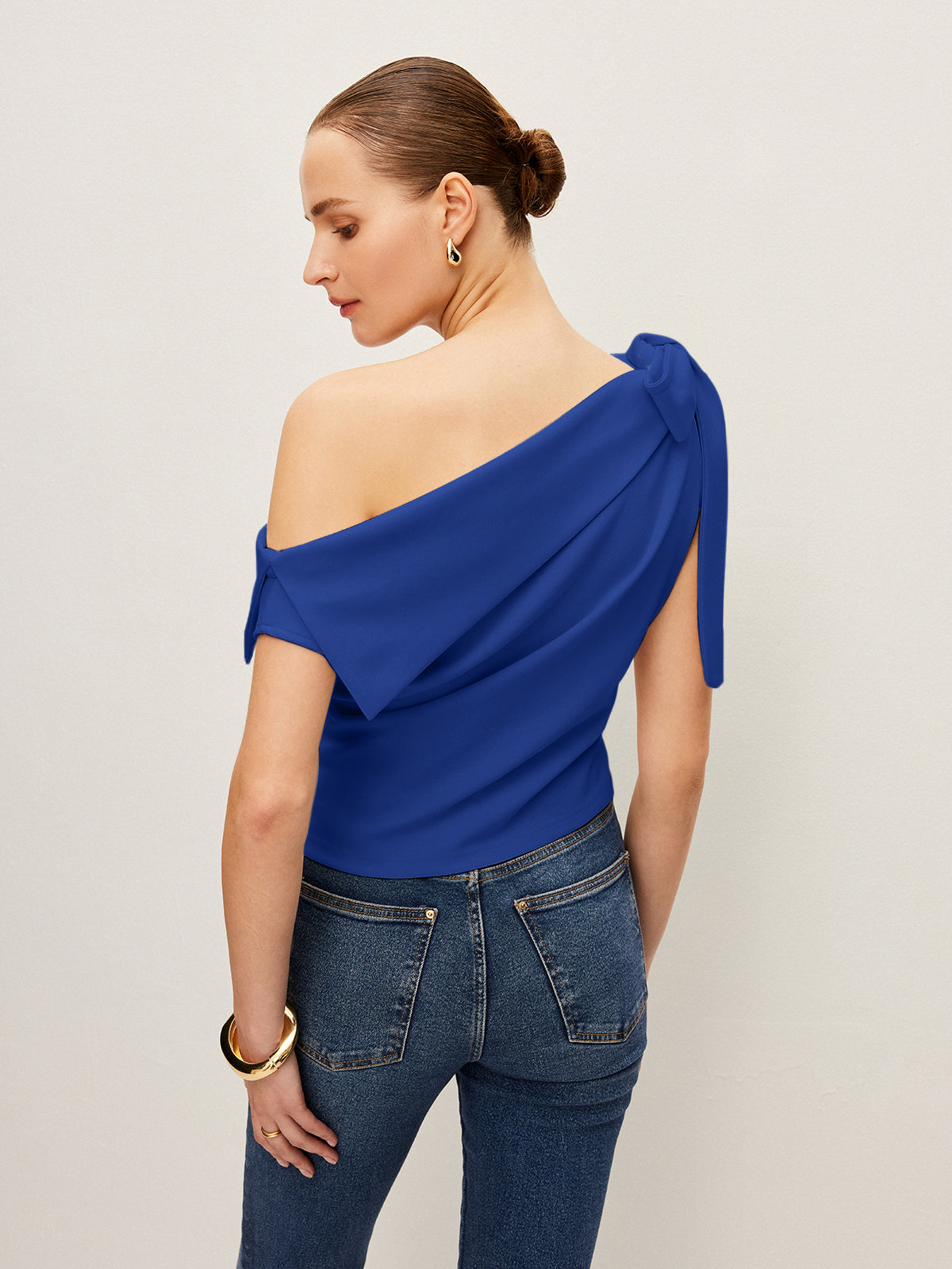 One-Shoulder Top With Bow Detail-Chicvia