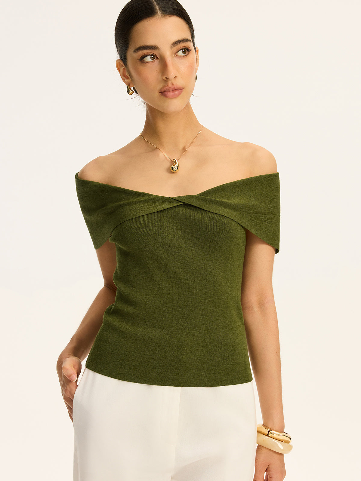 Off-Shoulder Twist-Front Knit Top-Chicvia