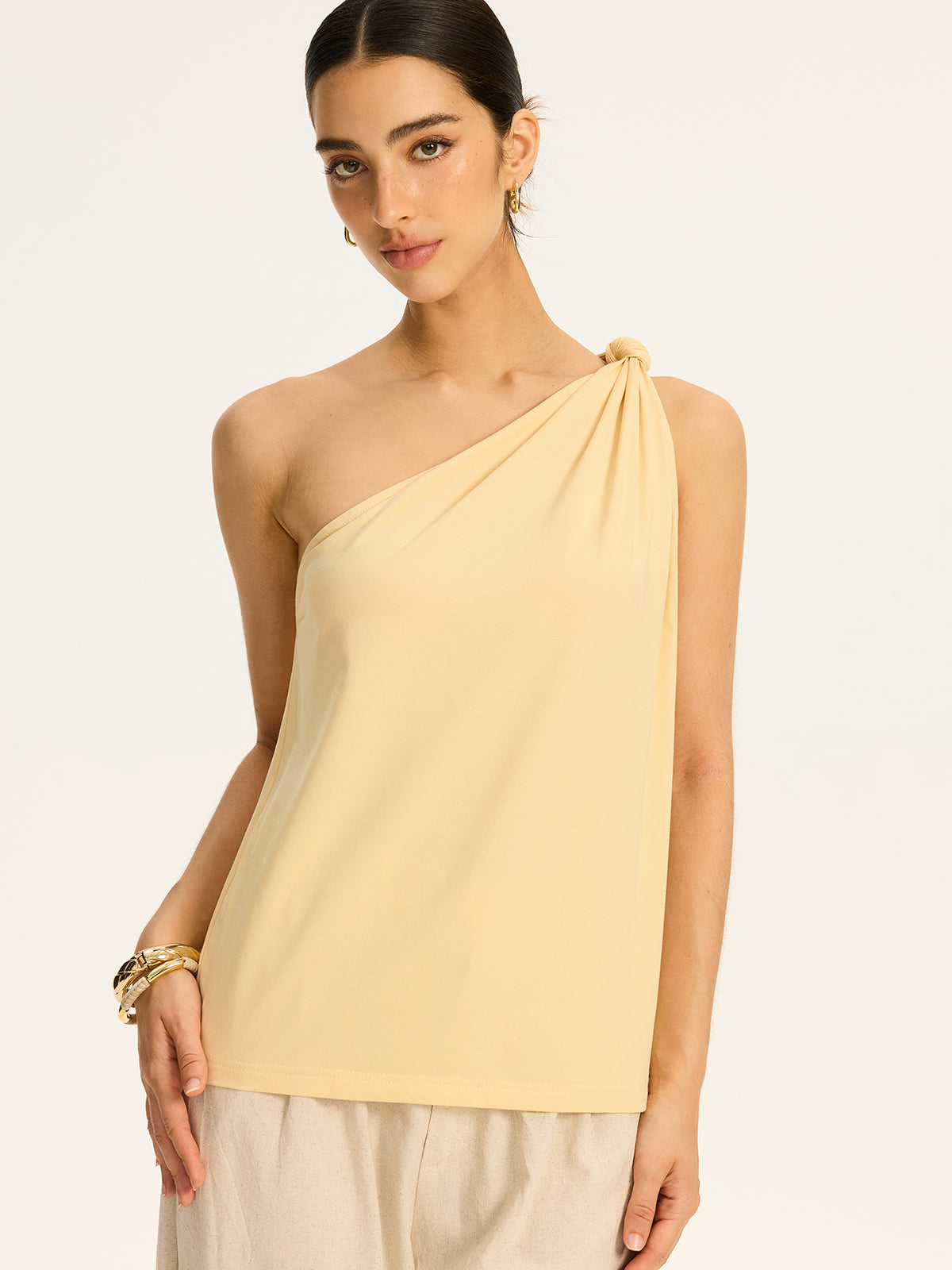 One-Shoulder Ruched Knit Top-Chicvia