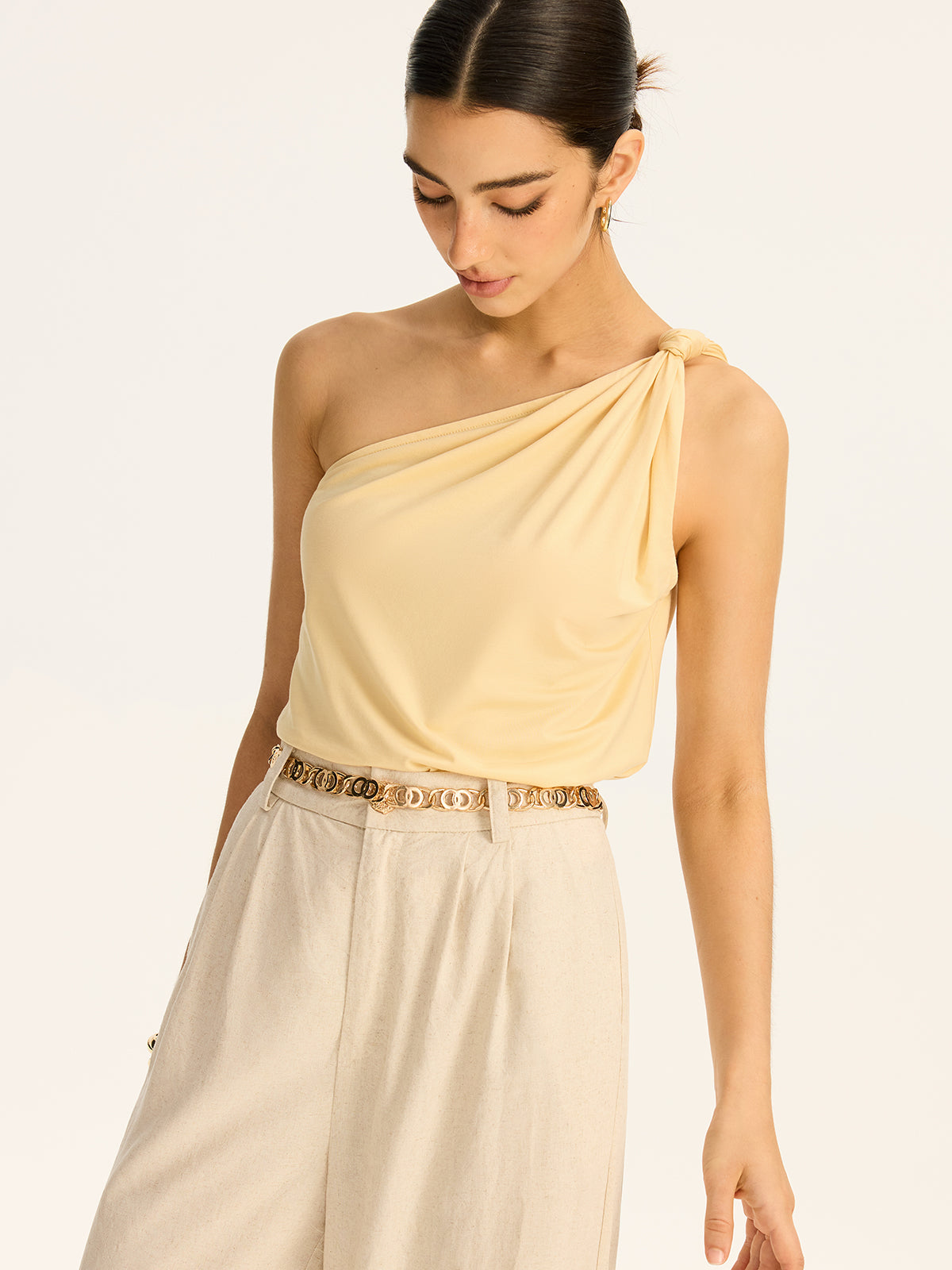 One-Shoulder Ruched Knit Top-Chicvia