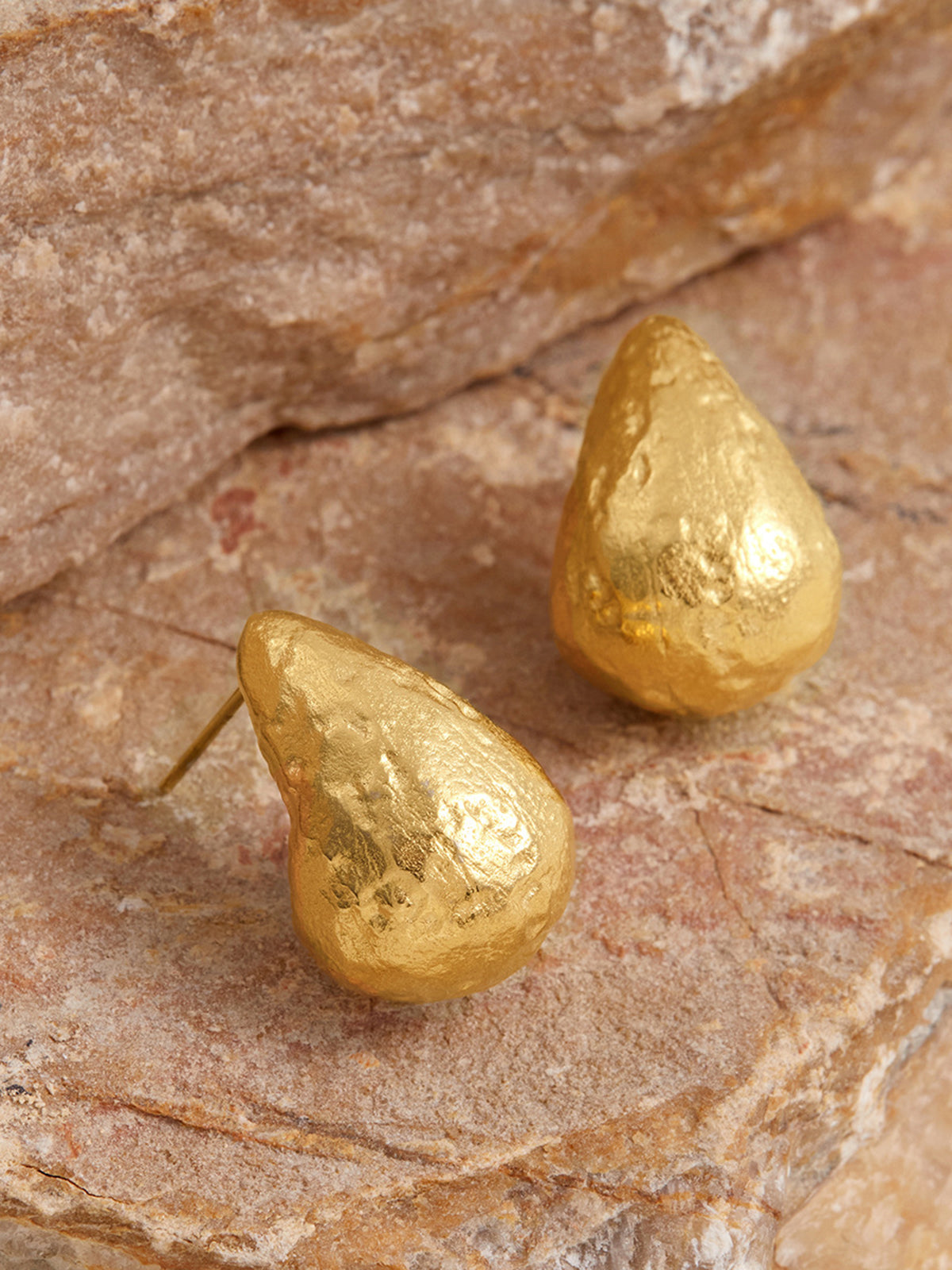 Gold-Tone Textured Teardrop Stud Earrings-Chicvia