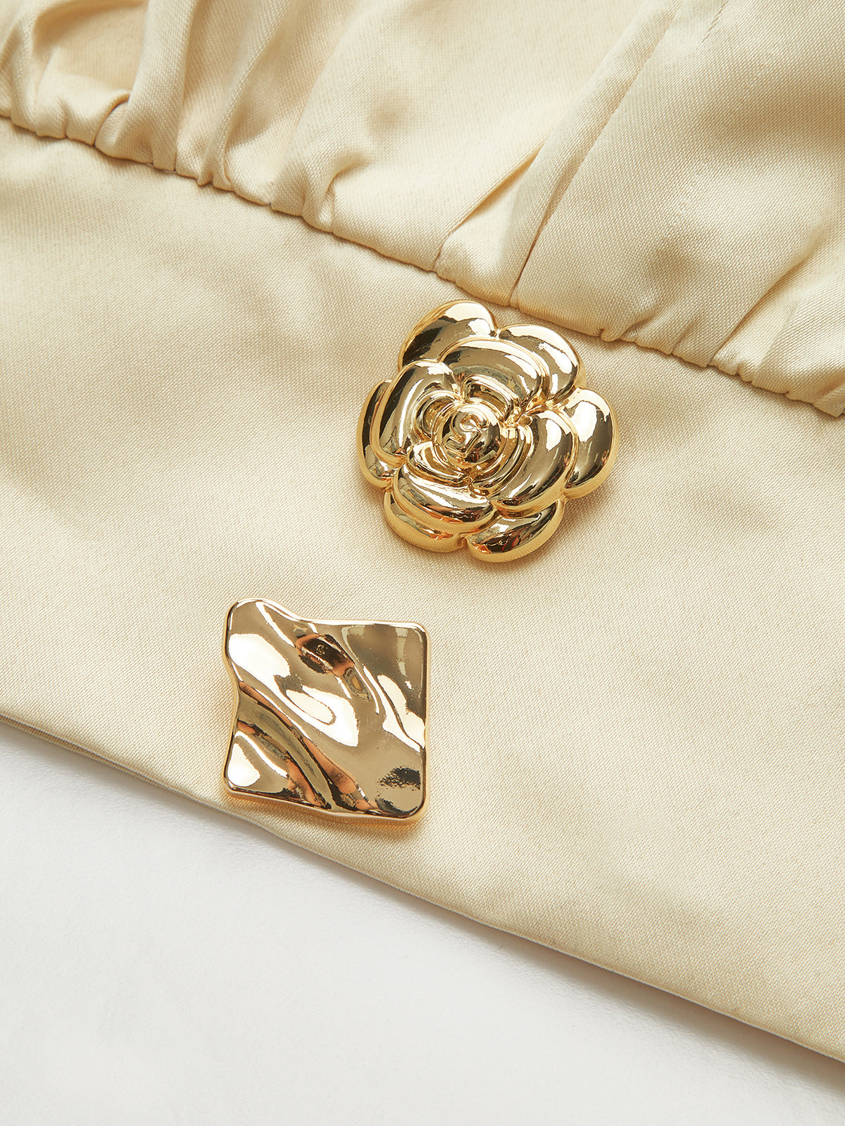 Metal Detail Satin Crop Top-Chicvia