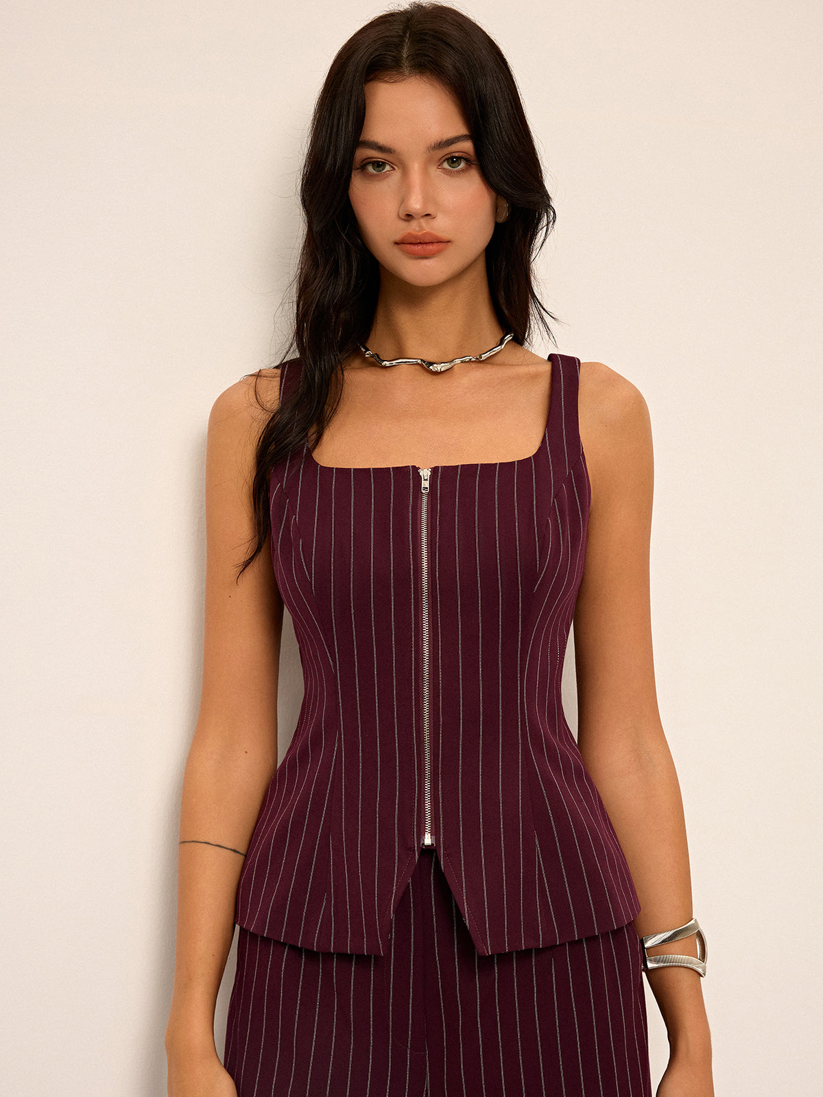 Pinstripe Zipper Vest with Slit-Chicvia