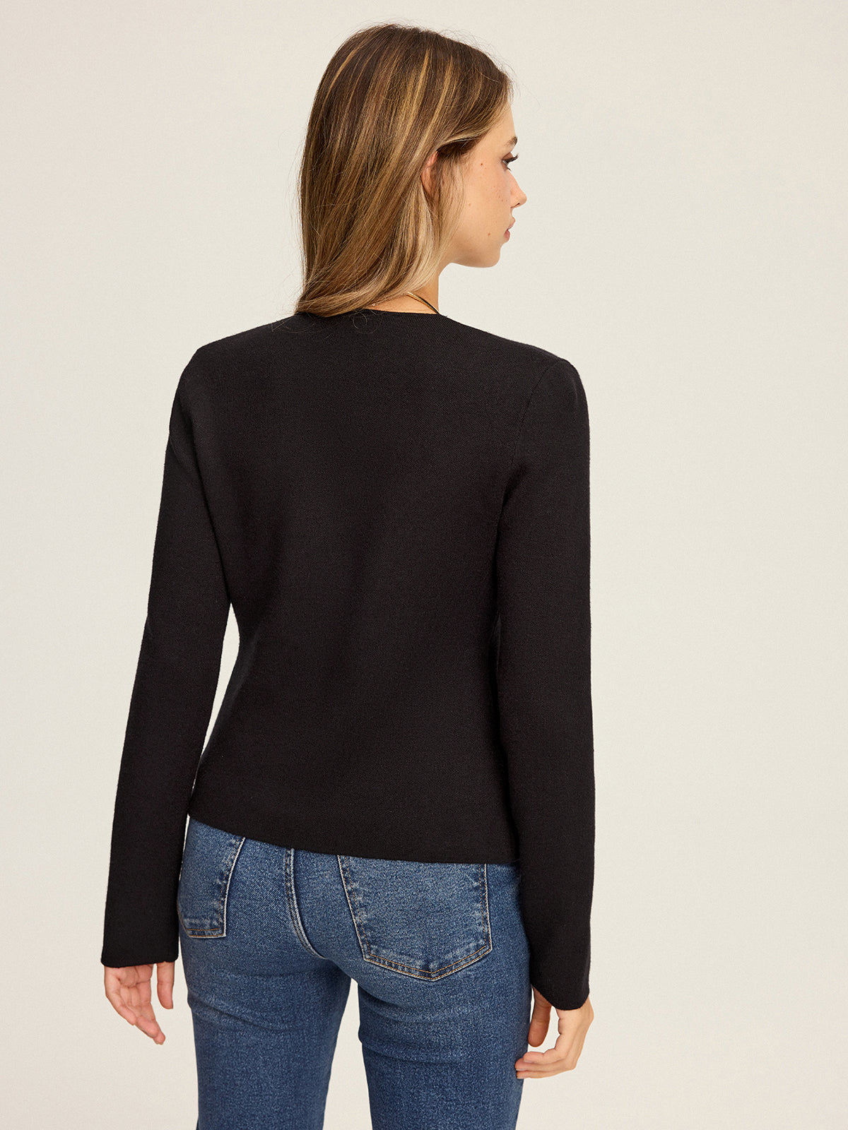 Deep V-Neck Asymmetric Knit Cardigan-Chicvia