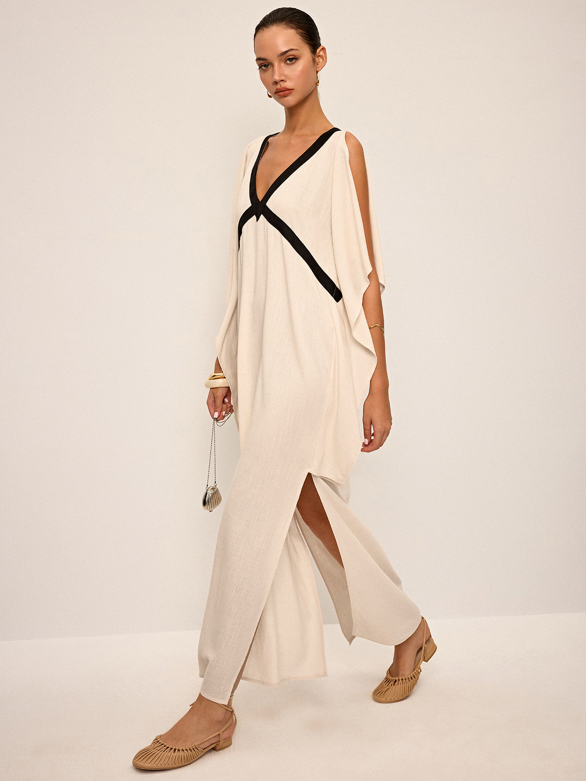 Contrast Trim Maxi Dress with Slit-Chicvia