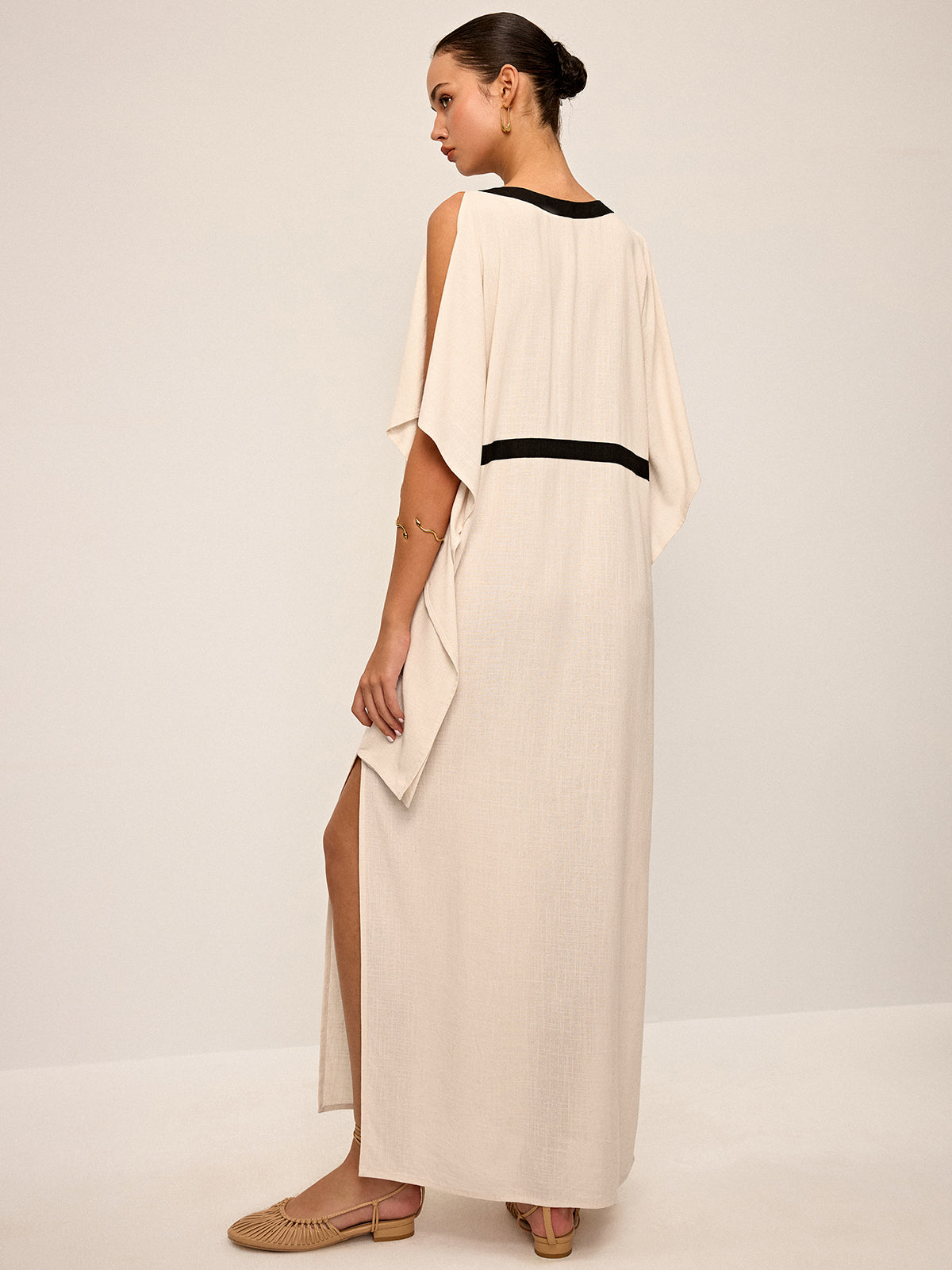 Contrast Trim Maxi Dress with Slit-Chicvia
