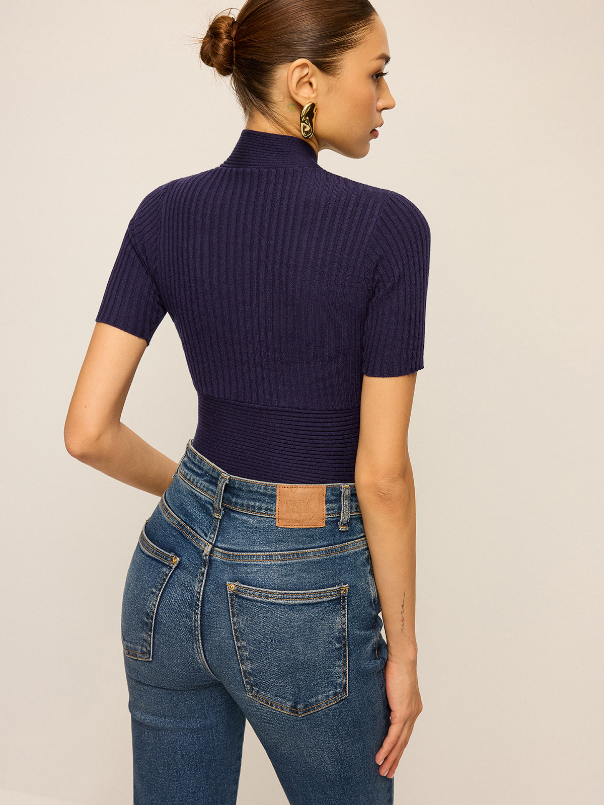 Ribbed Short-Sleeve Knit Top-Chicvia