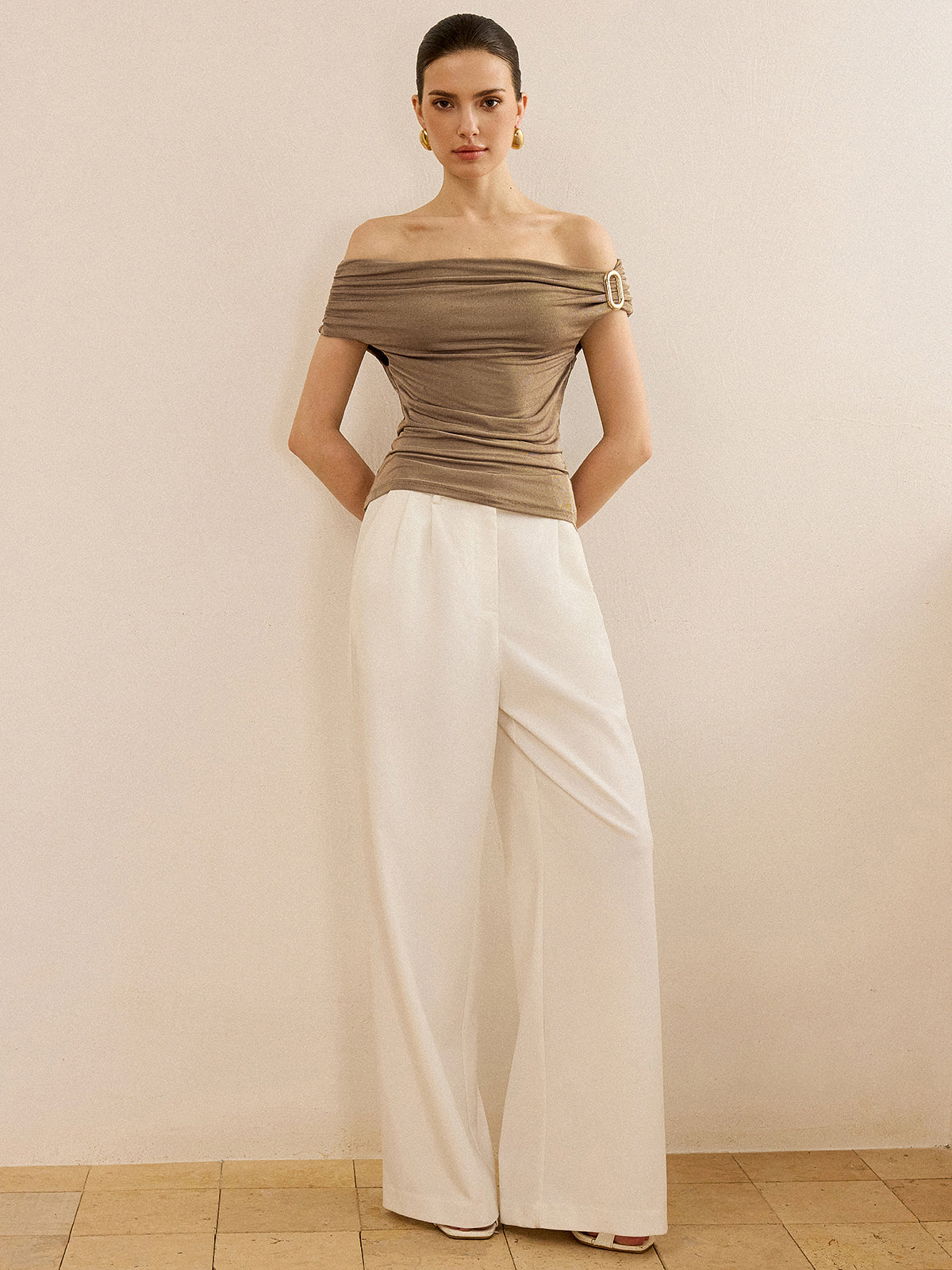 Off-Shoulder Ruched Top with Metal Buckle-Chicvia