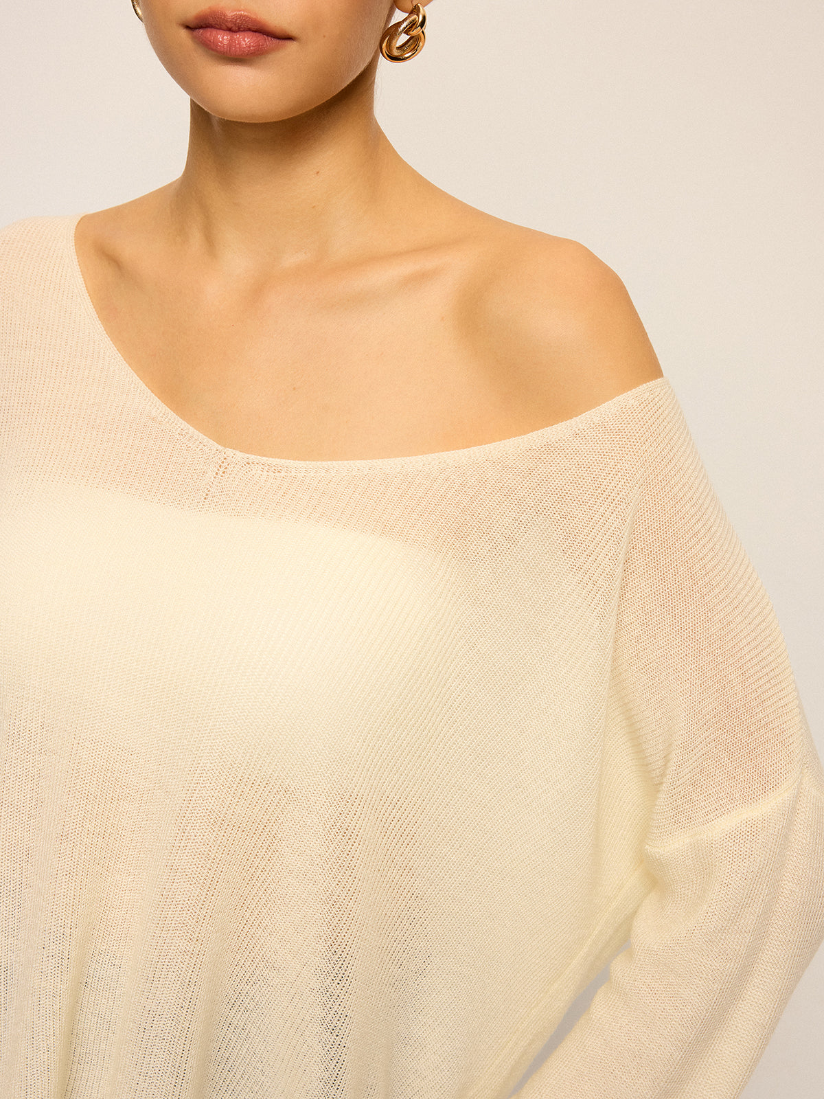 Off-Shoulder Oversized Knitted Sweater-Chicvia