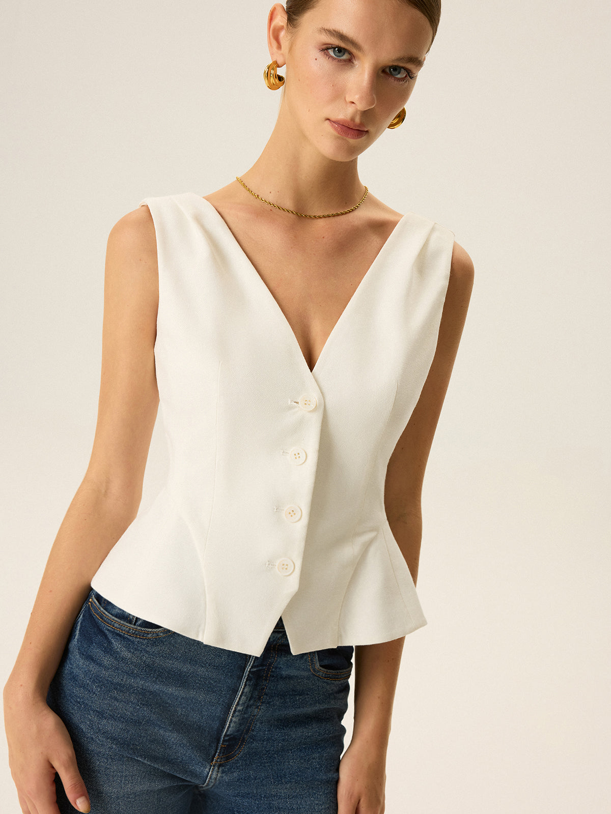 Button-Front Peplum Vest-Chicvia