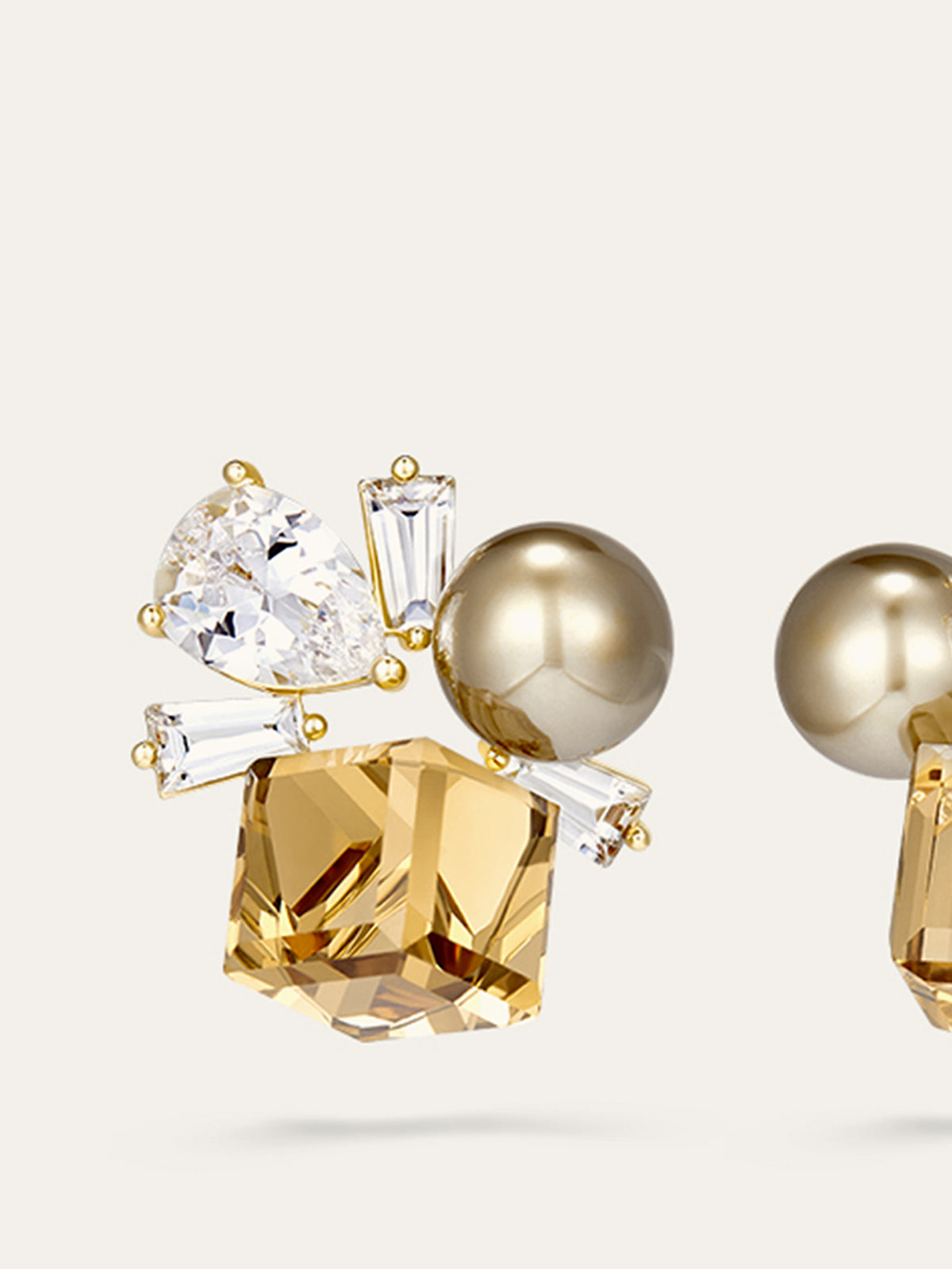 Crystal and Pearl Cluster Earrings-Chicvia