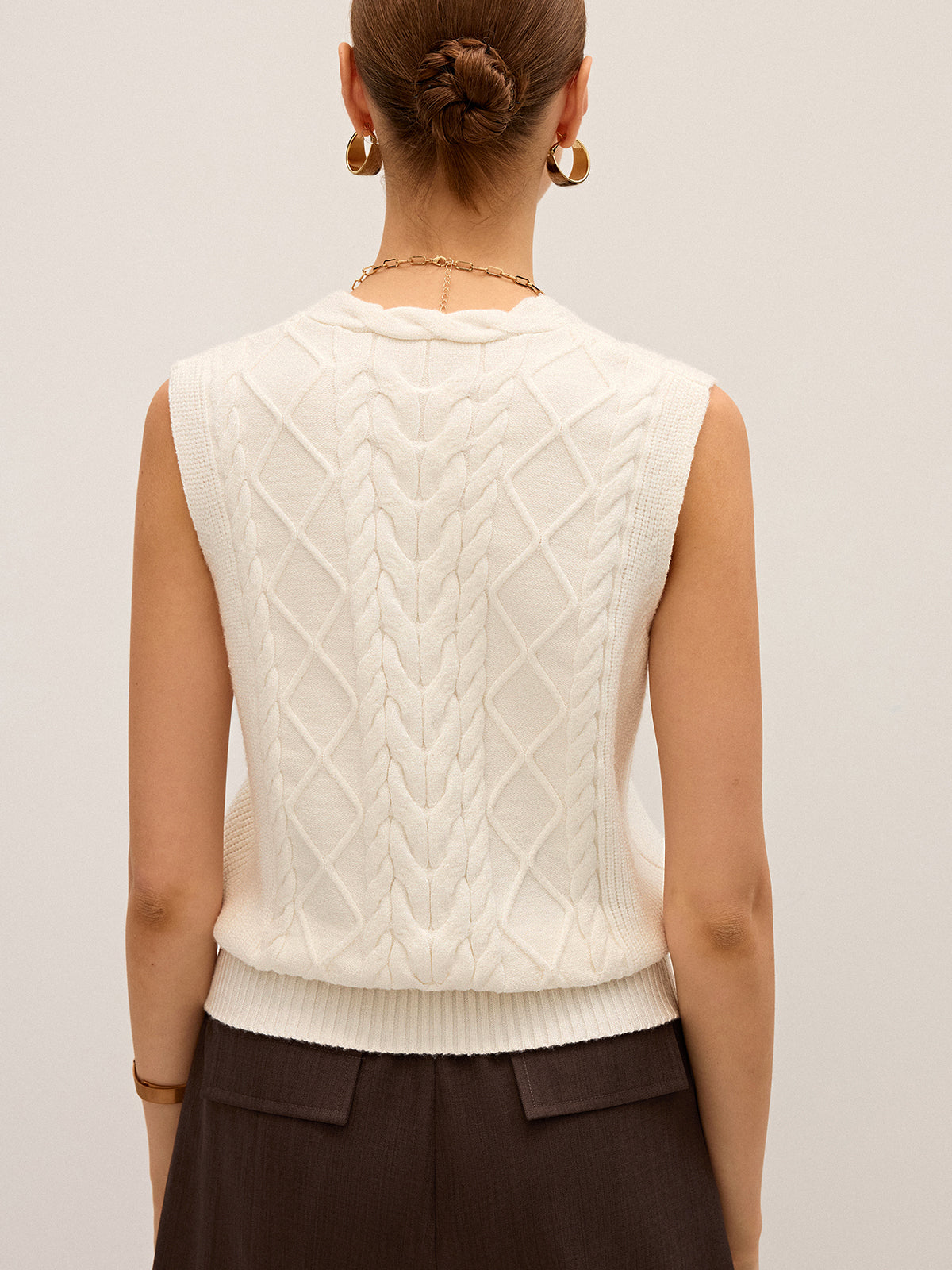 Cable-Knit V-Neck Sweater Vest-Chicvia