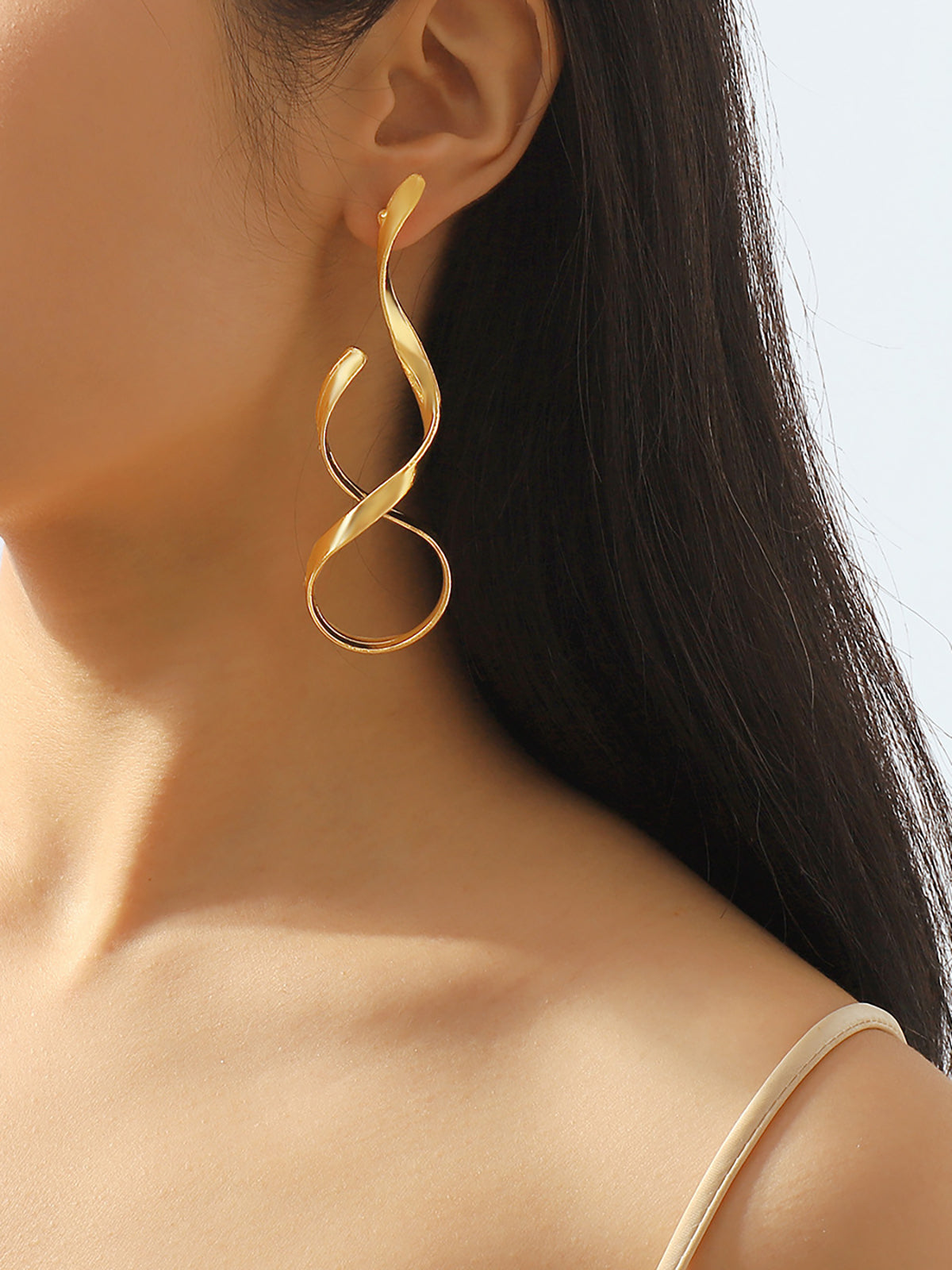 Golden Twisted Drop Earrings-Chicvia