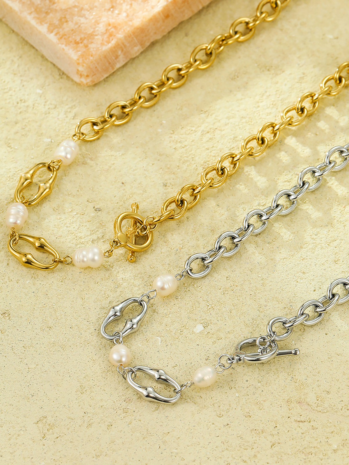 Golden Chain Pearl Necklace-Chicvia