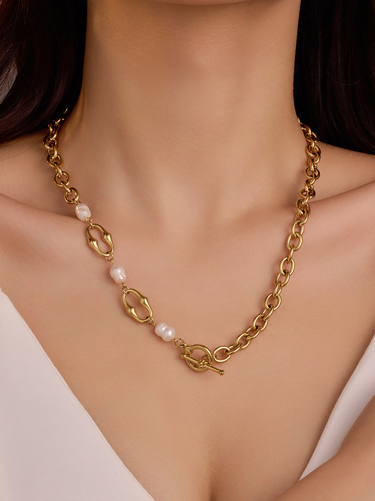 Golden Chain Pearl Necklace-Chicvia