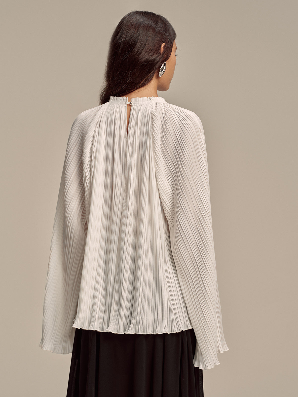 Metal Collar Pleated Long-Sleeve Blouse-Chicvia