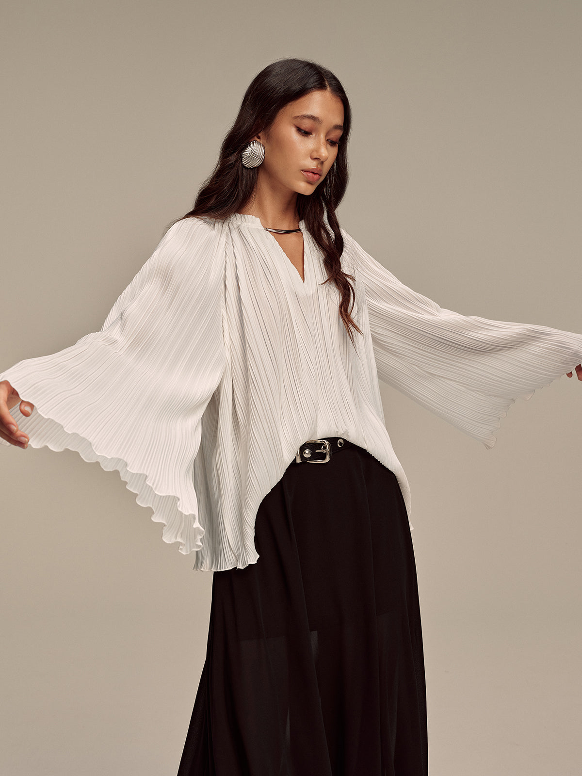 Metal Collar Pleated Long-Sleeve Blouse-Chicvia