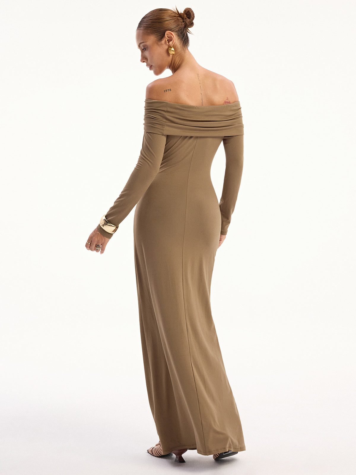 Off-Shoulder Long Sleeve Maxi Dress-Chicvia