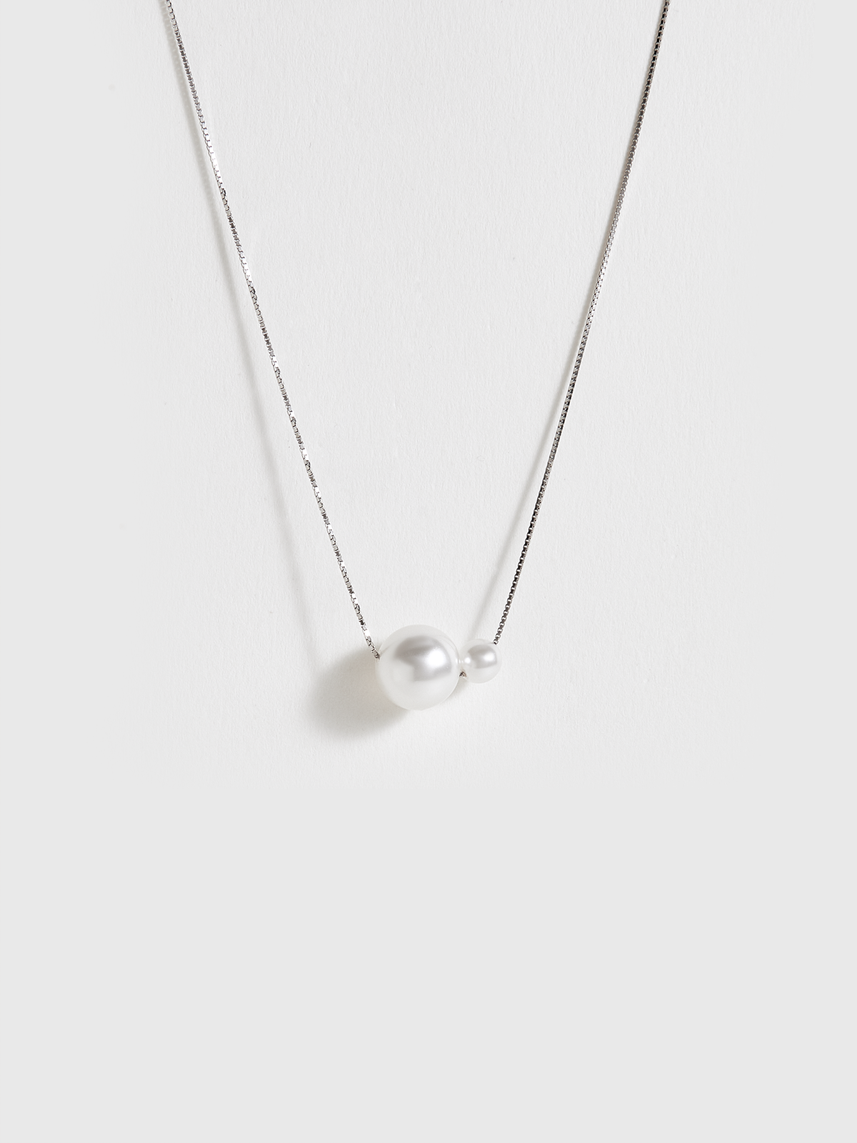 Dual Pearl Pendant Necklace-Chicvia