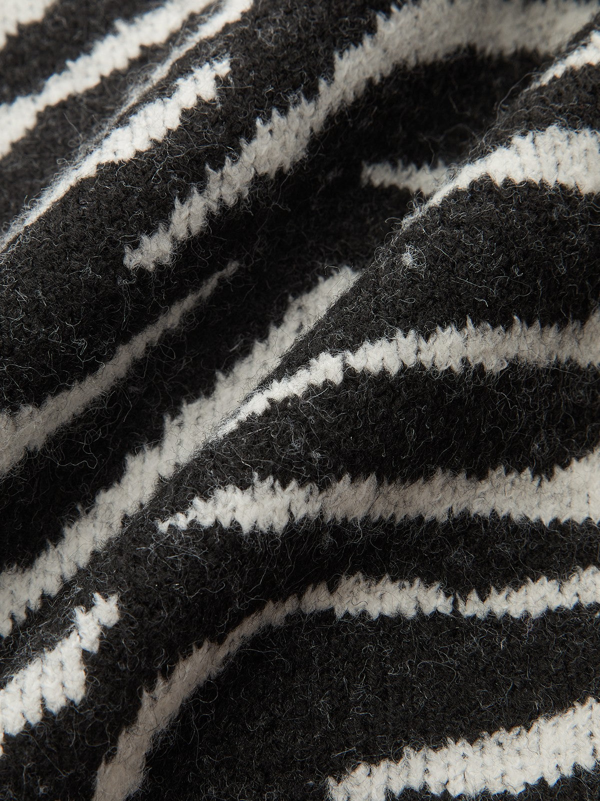 Metal Button Zebra-Striped Knit Vest-Chicvia