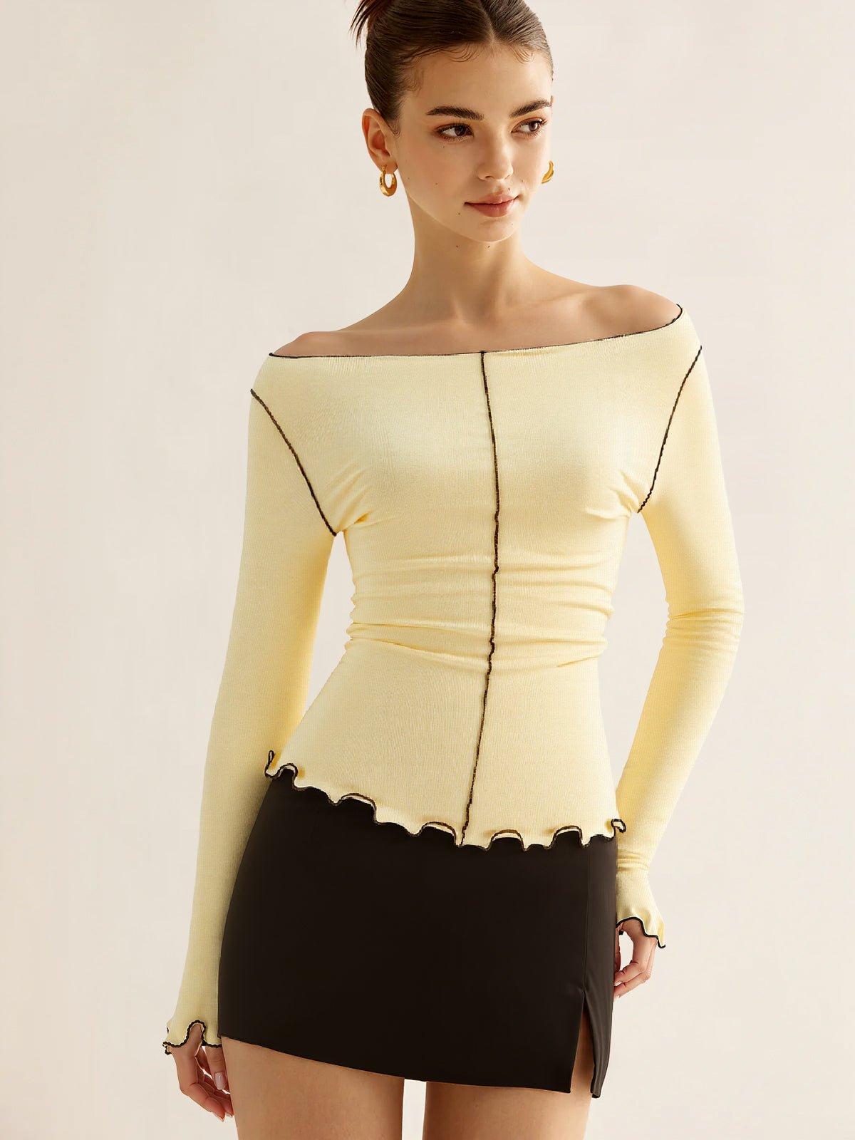 Long Sleeve Contrast Trim Ruffled T-Shirt-Chicvia