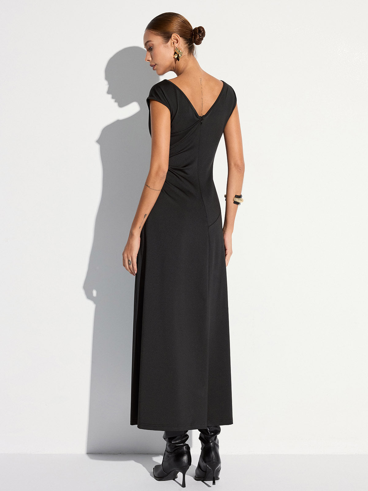 Cap Sleeve Ruched Backless Maxi Dress-Chicvia