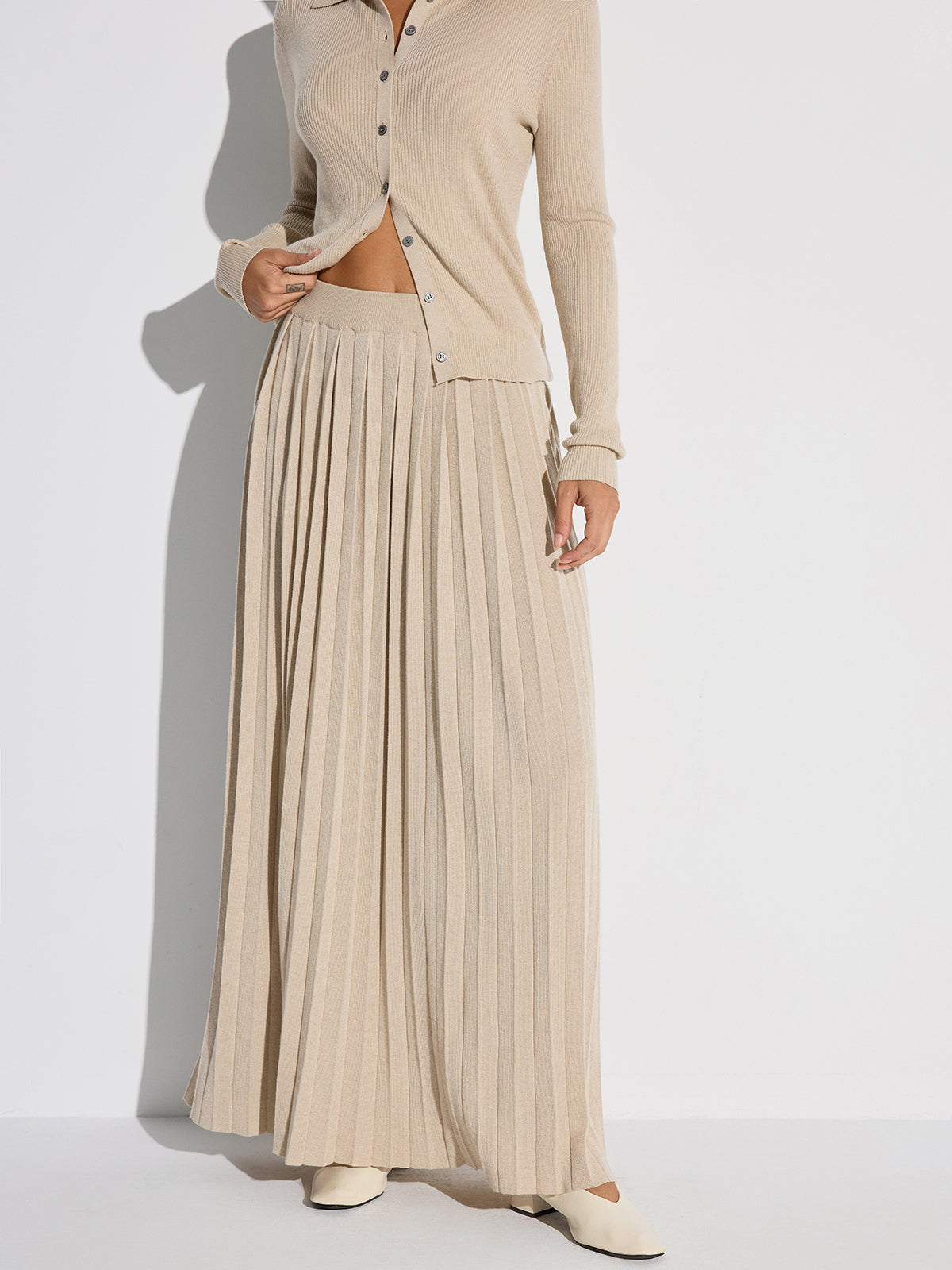 Pleated Wool Blend Sweater Skirt-Chicvia