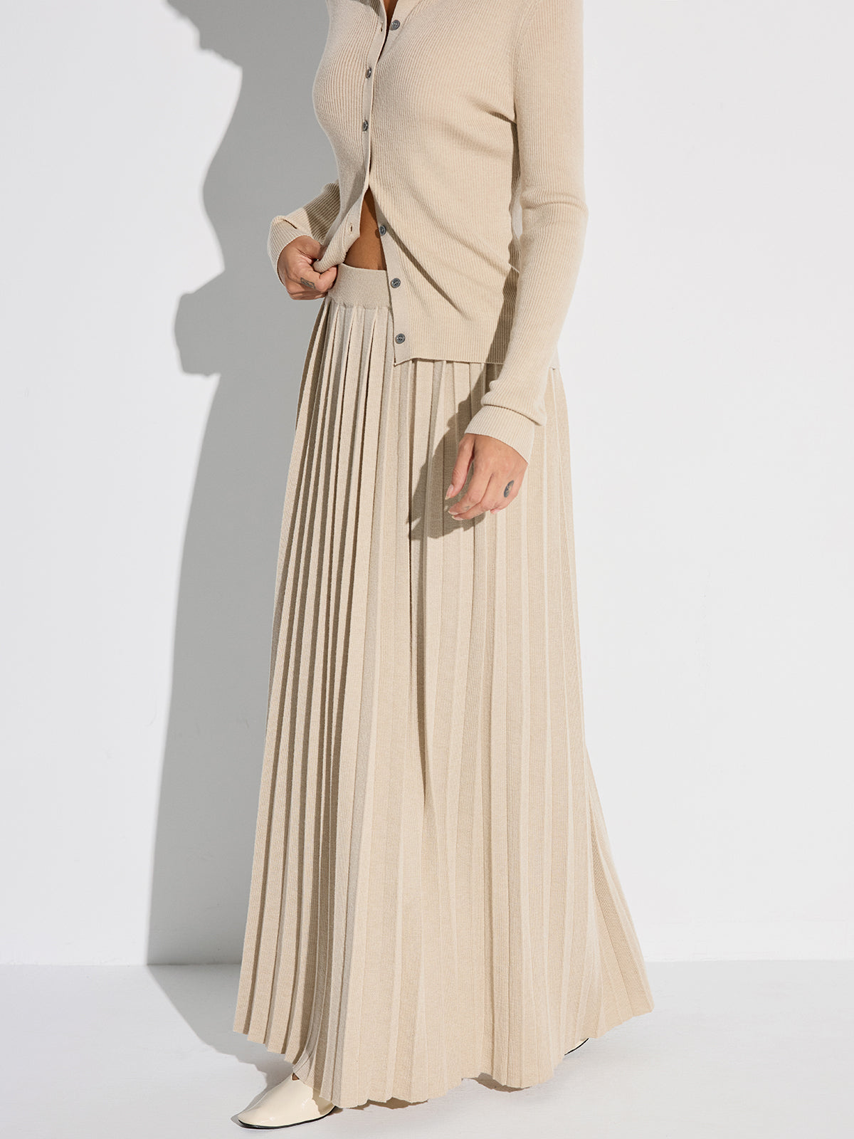 Pleated Wool Blend Sweater Skirt-Chicvia