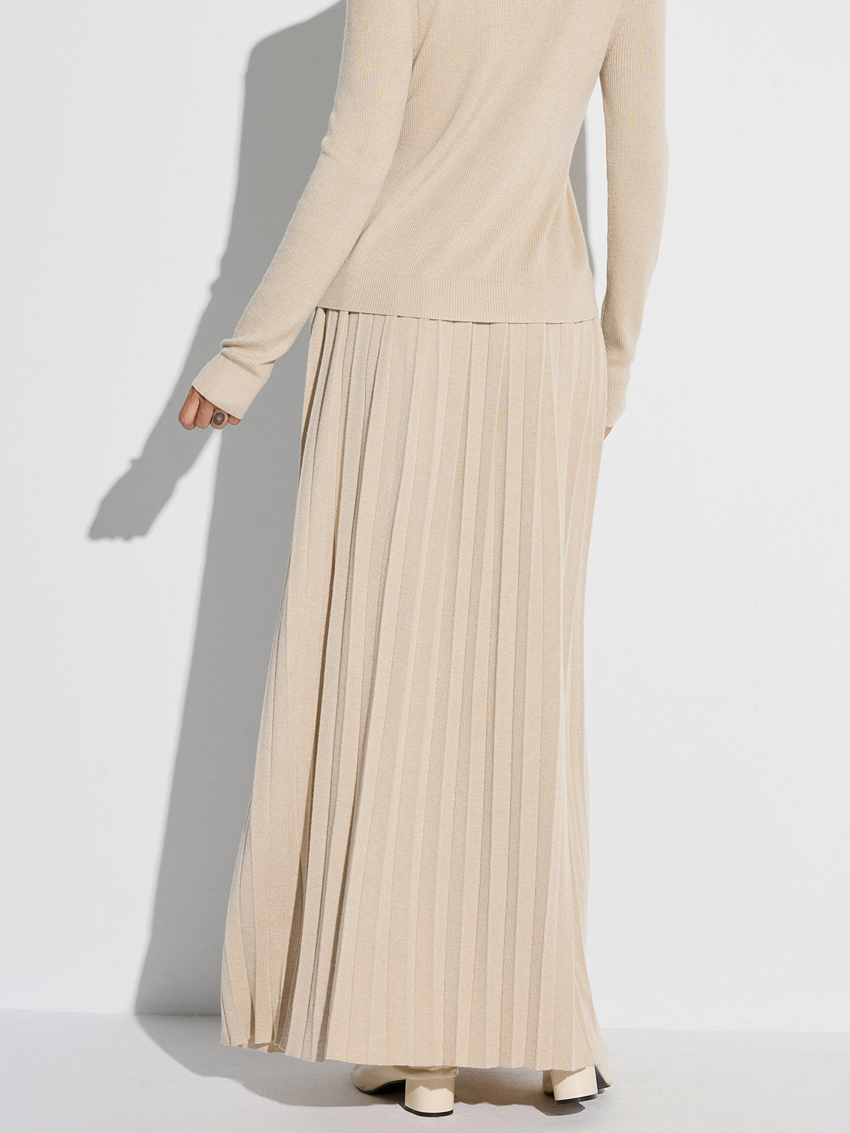 Pleated Wool Blend Sweater Skirt-Chicvia