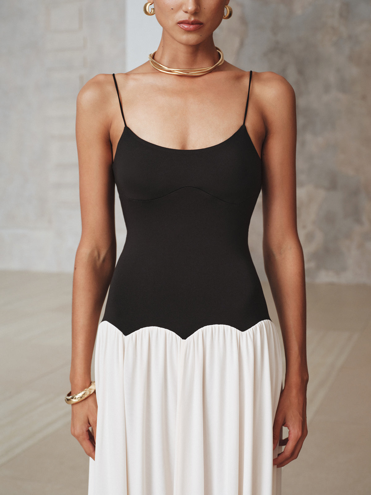 Color-Blocked Backless Cami Maxi Dress-Chicvia