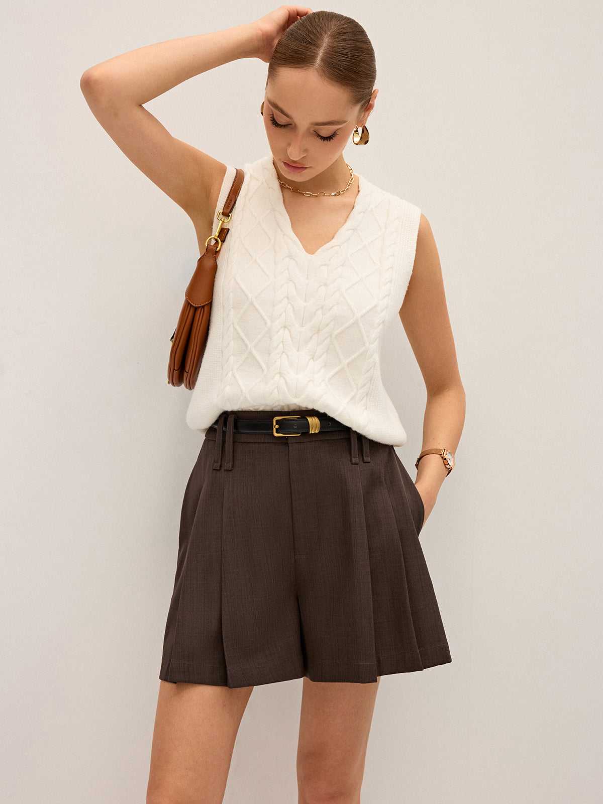 Pleated Mid-Waist Shorts without Belt-Chicvia