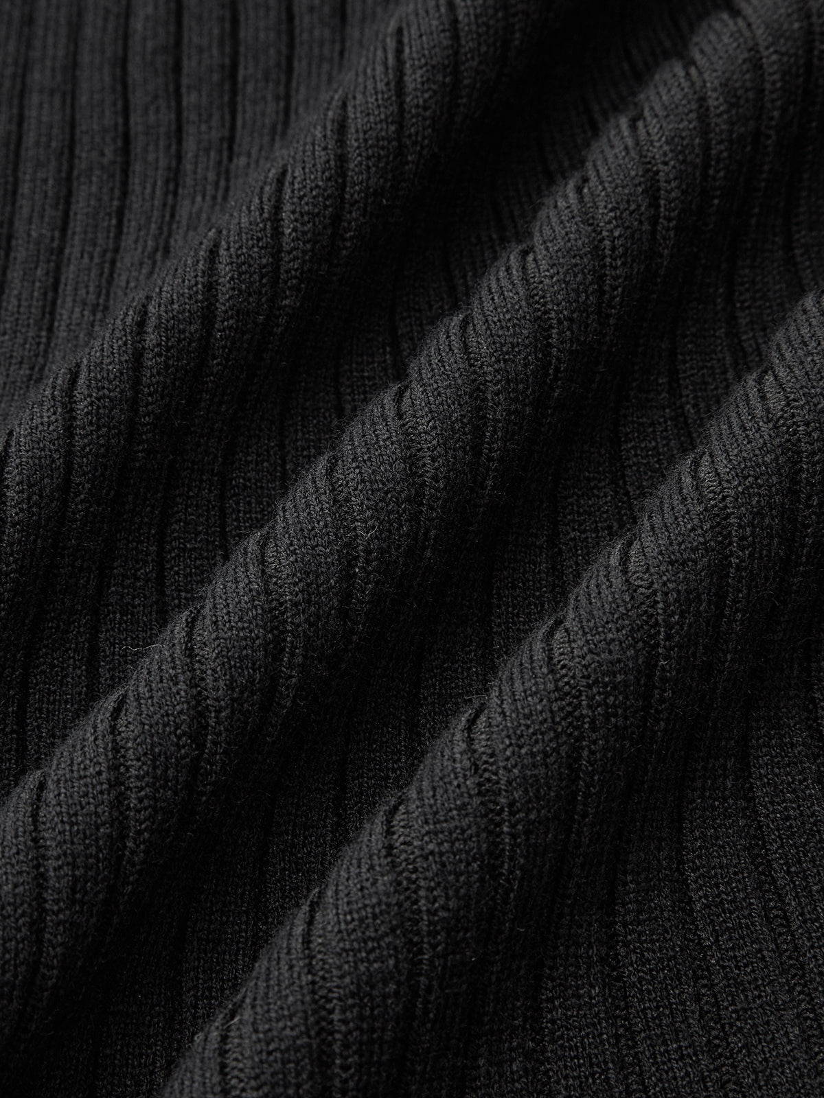 Contrast Ruffled Collar Knit Midi Dress-Chicvia