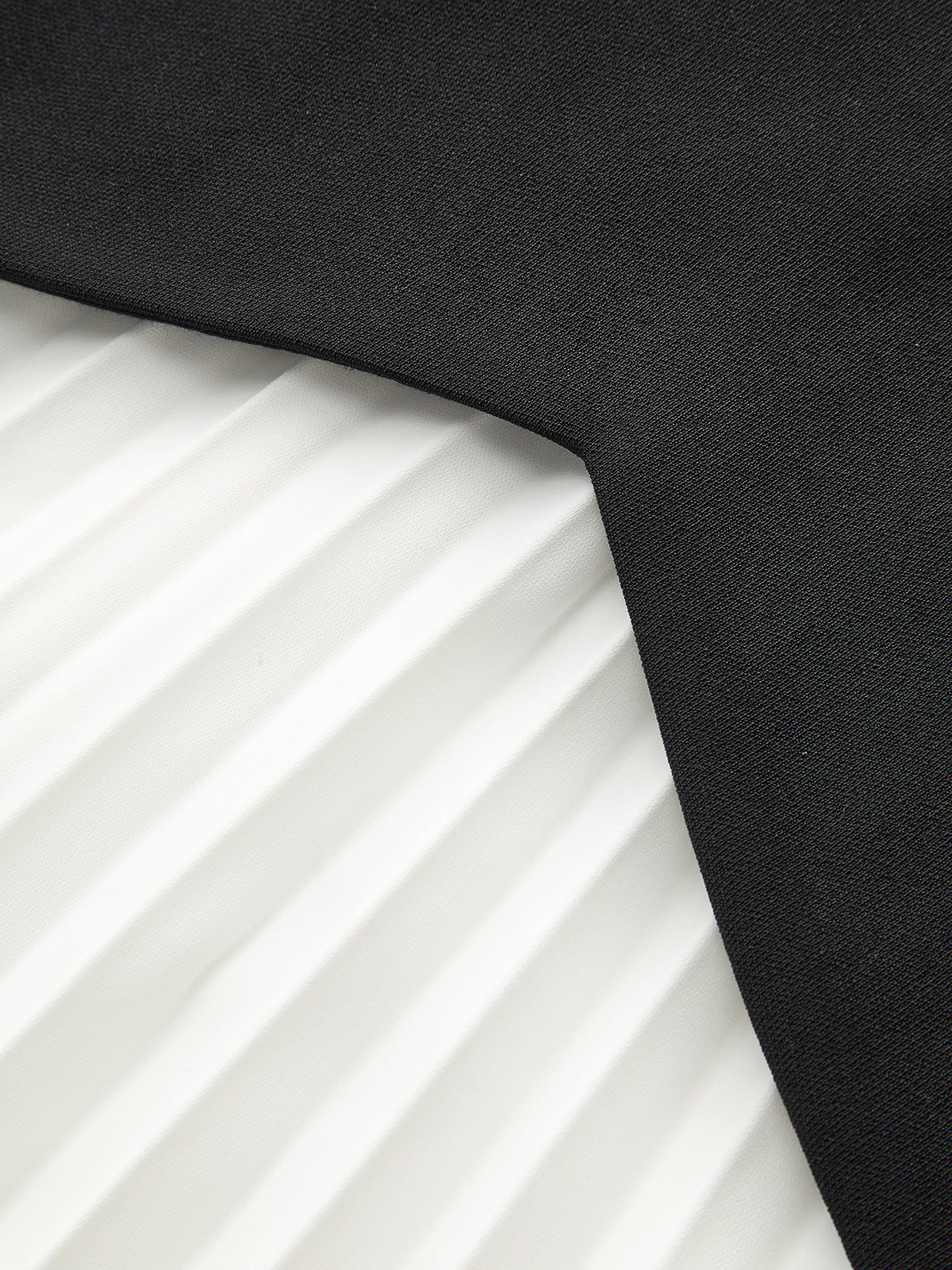 Long Sleeve Color-Block Pleated Dress-Chicvia