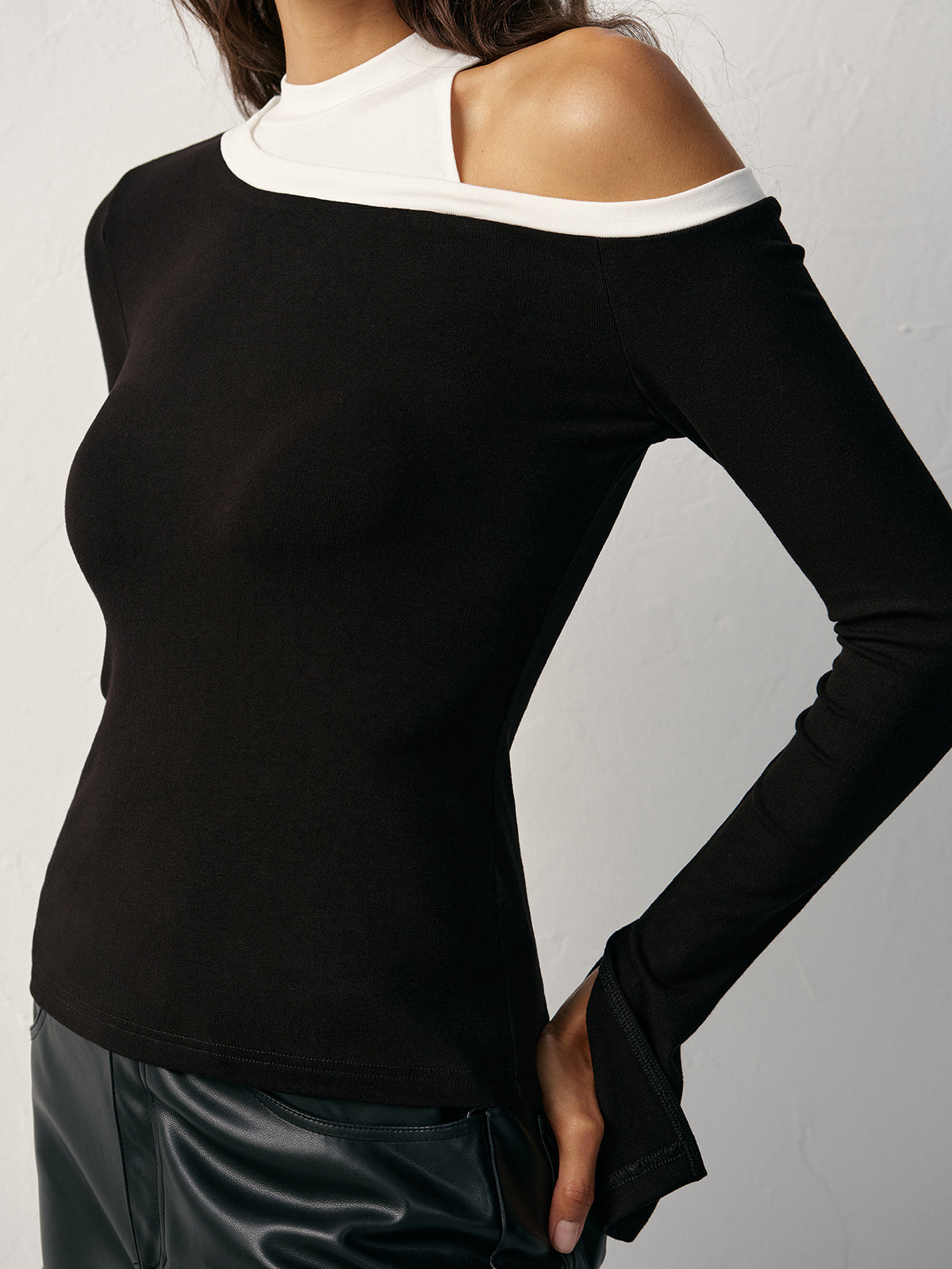 Color Block Asymmetric Cut-Out Long Sleeve T-Shirt-Chicvia