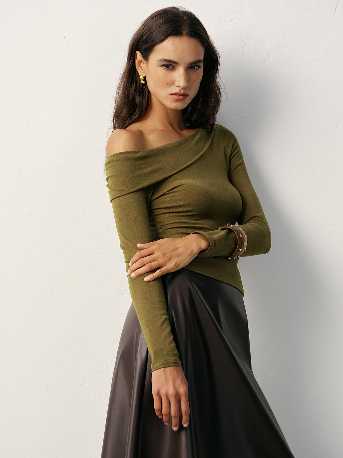 One-Shoulder Long Sleeve T-Shirt-Chicvia