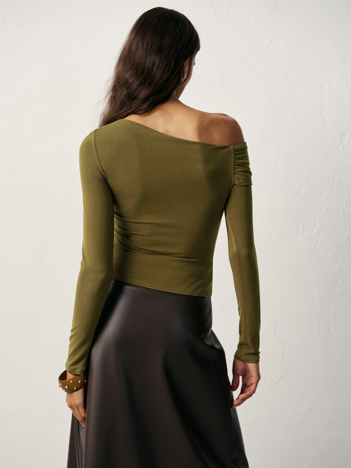 One-Shoulder Long Sleeve T-Shirt-Chicvia