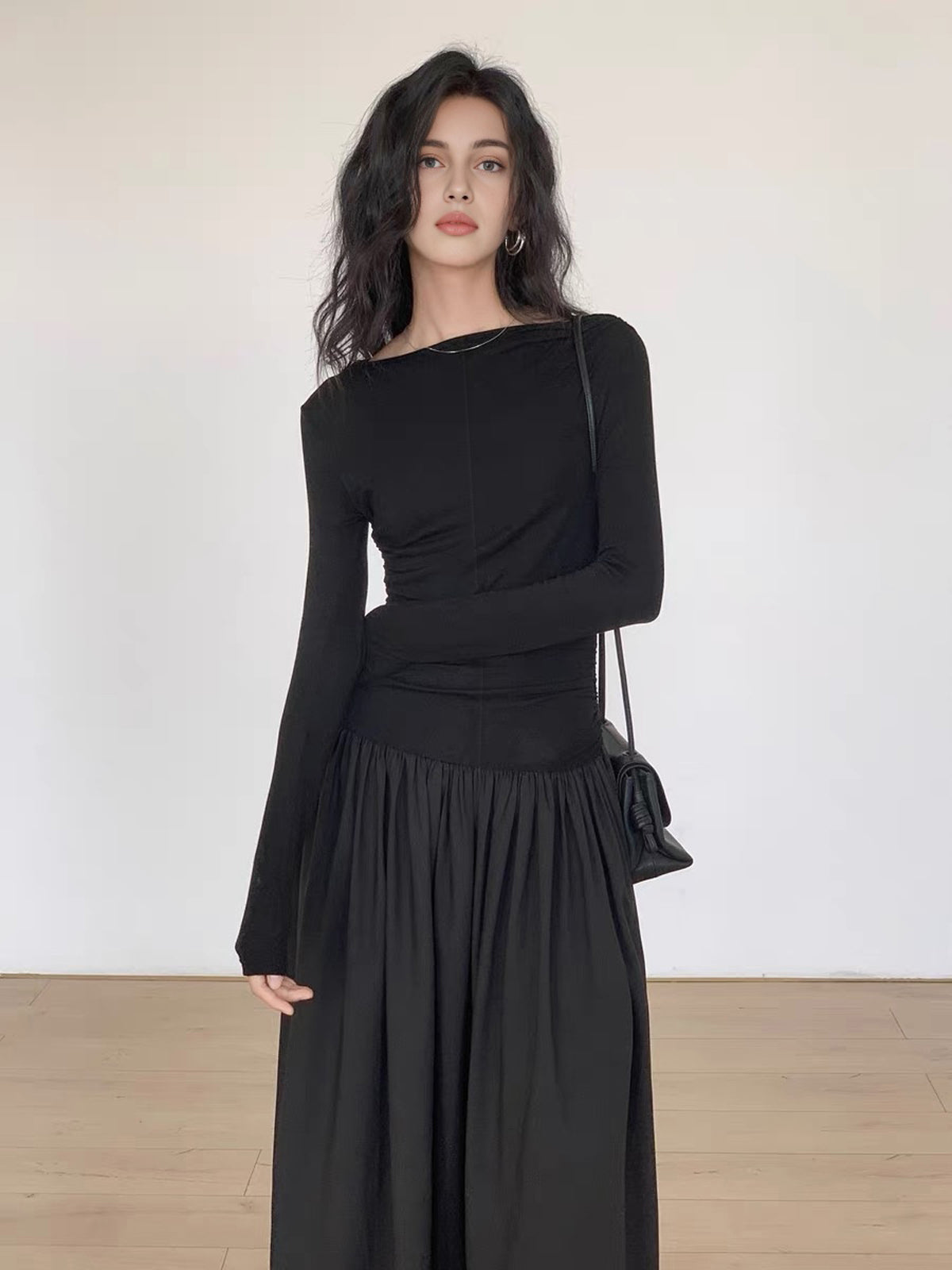 Pleated Patchwork Knit Long Sleeve Midi Dress-Chicvia