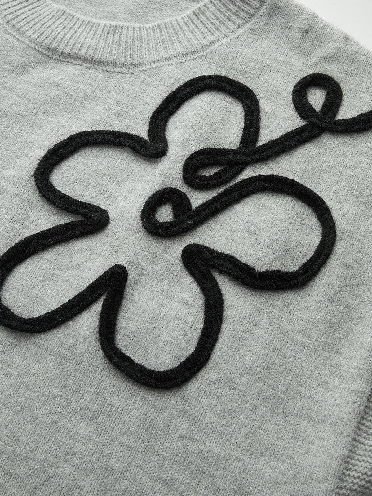 Floral Applique Cap Sleeve Sweater Vest-Chicvia