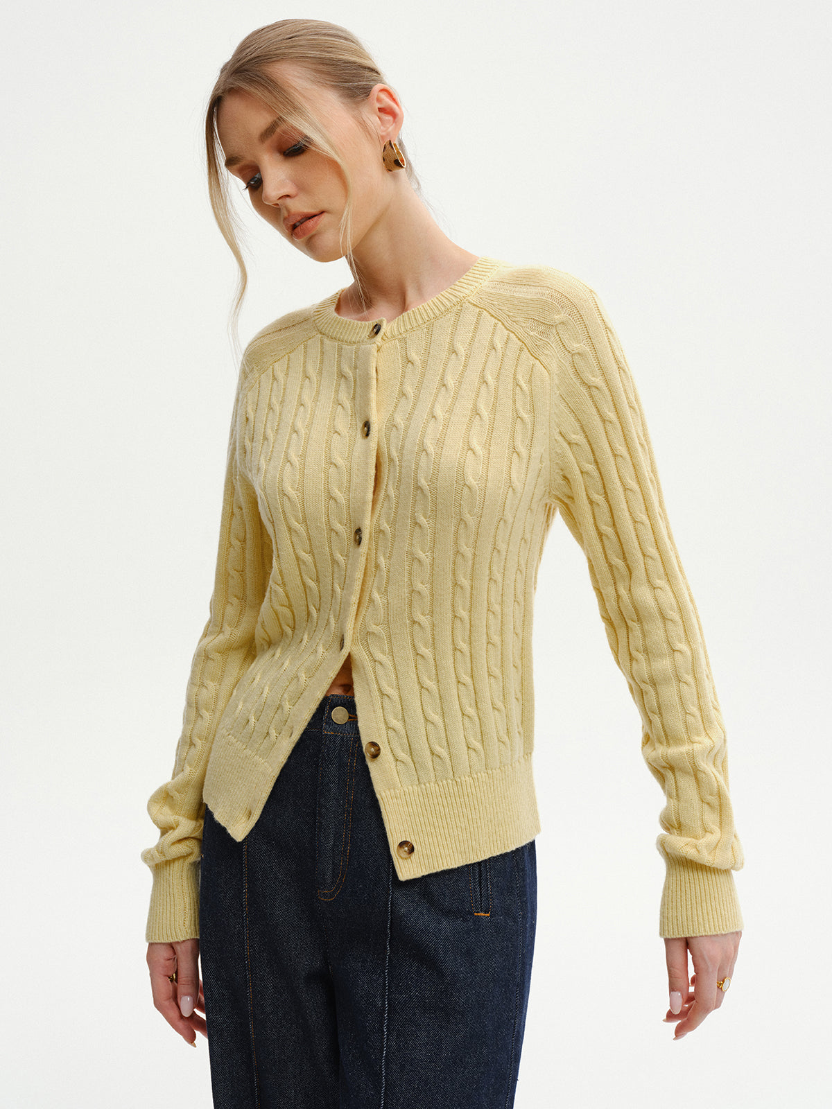 Cable-Knit Buttoned Cardigan-Chicvia