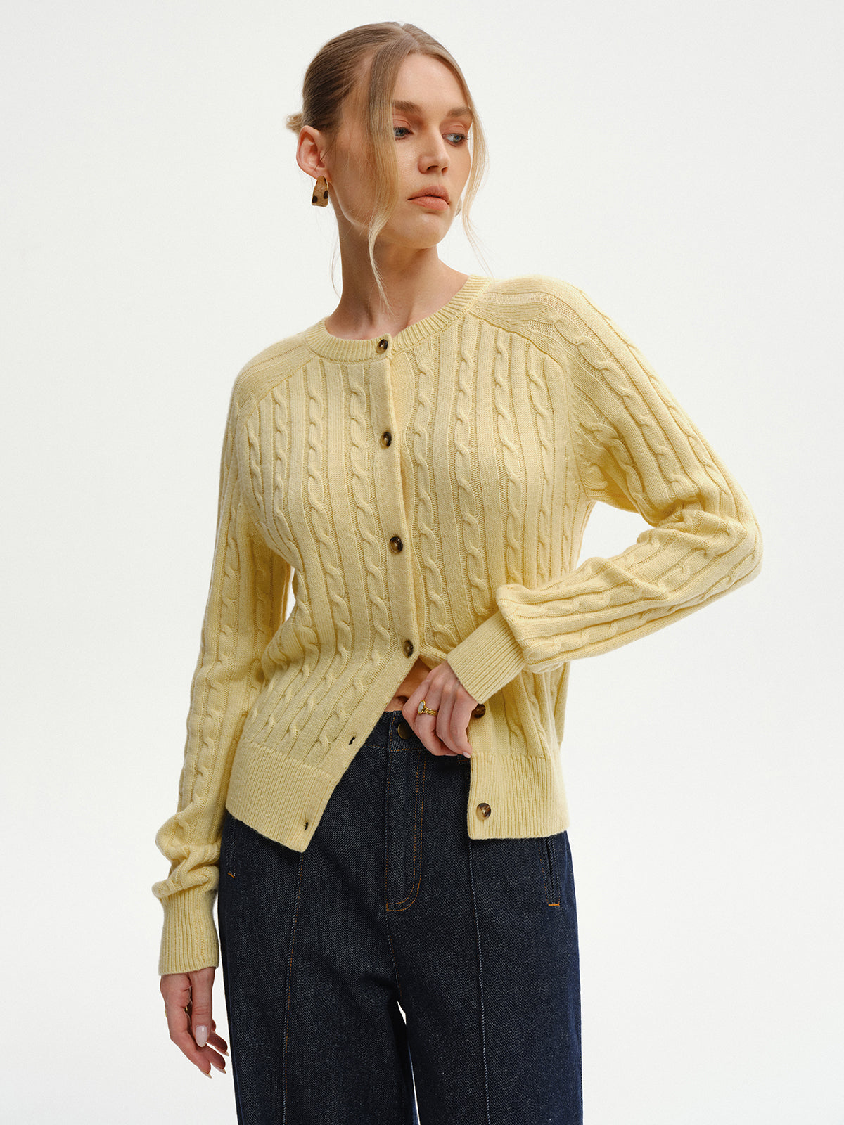 Cable-Knit Buttoned Cardigan-Chicvia