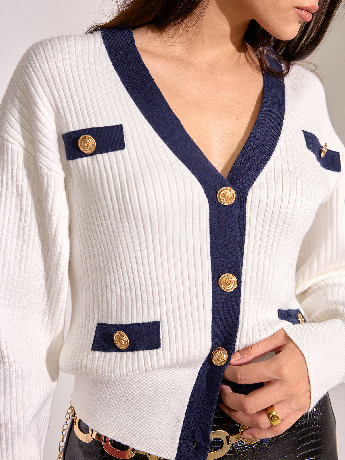 Contrast Trim Metal Button Cardigan-Chicvia