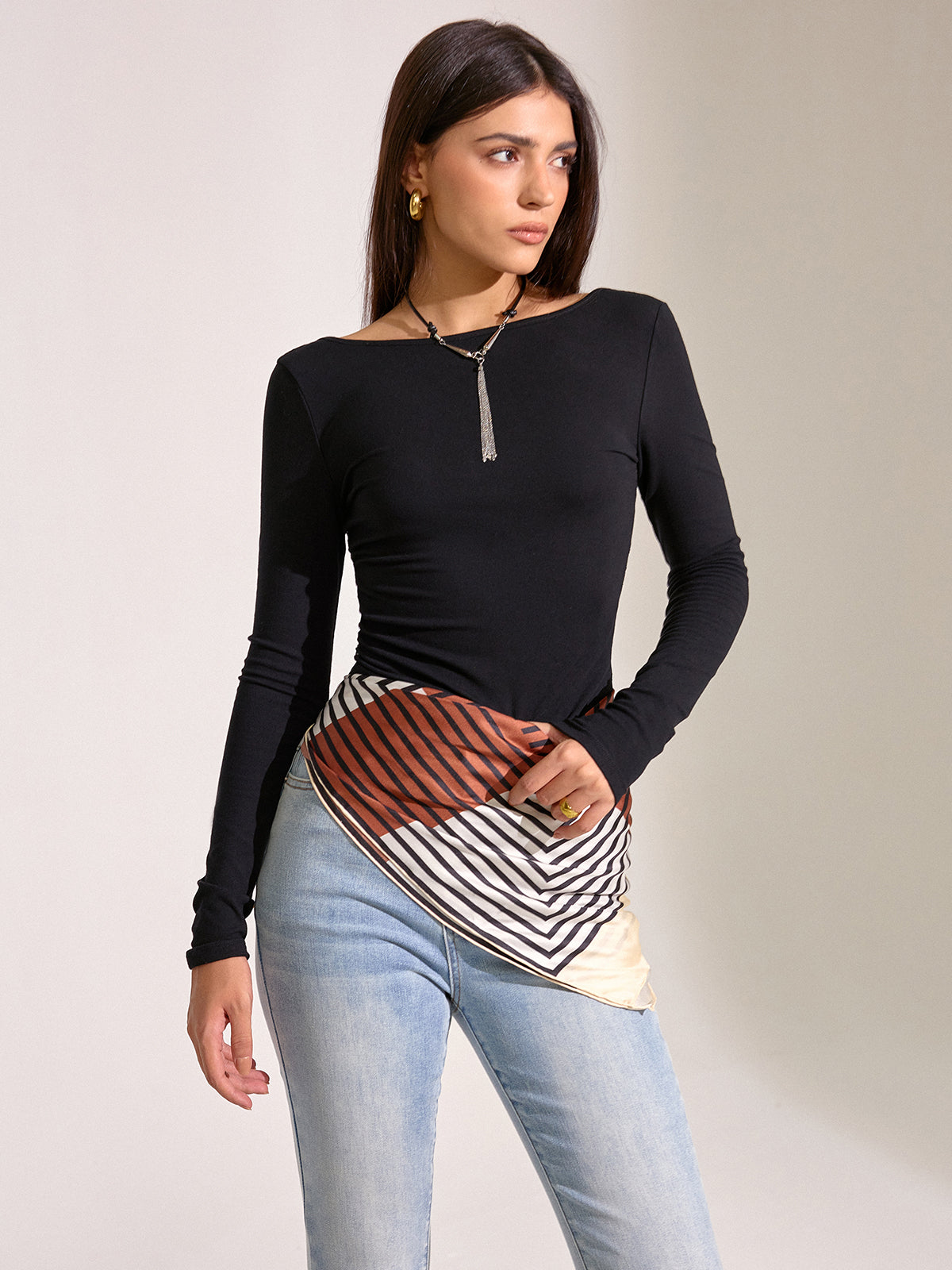 Long Sleeve Lace Backless T-Shirt-Chicvia